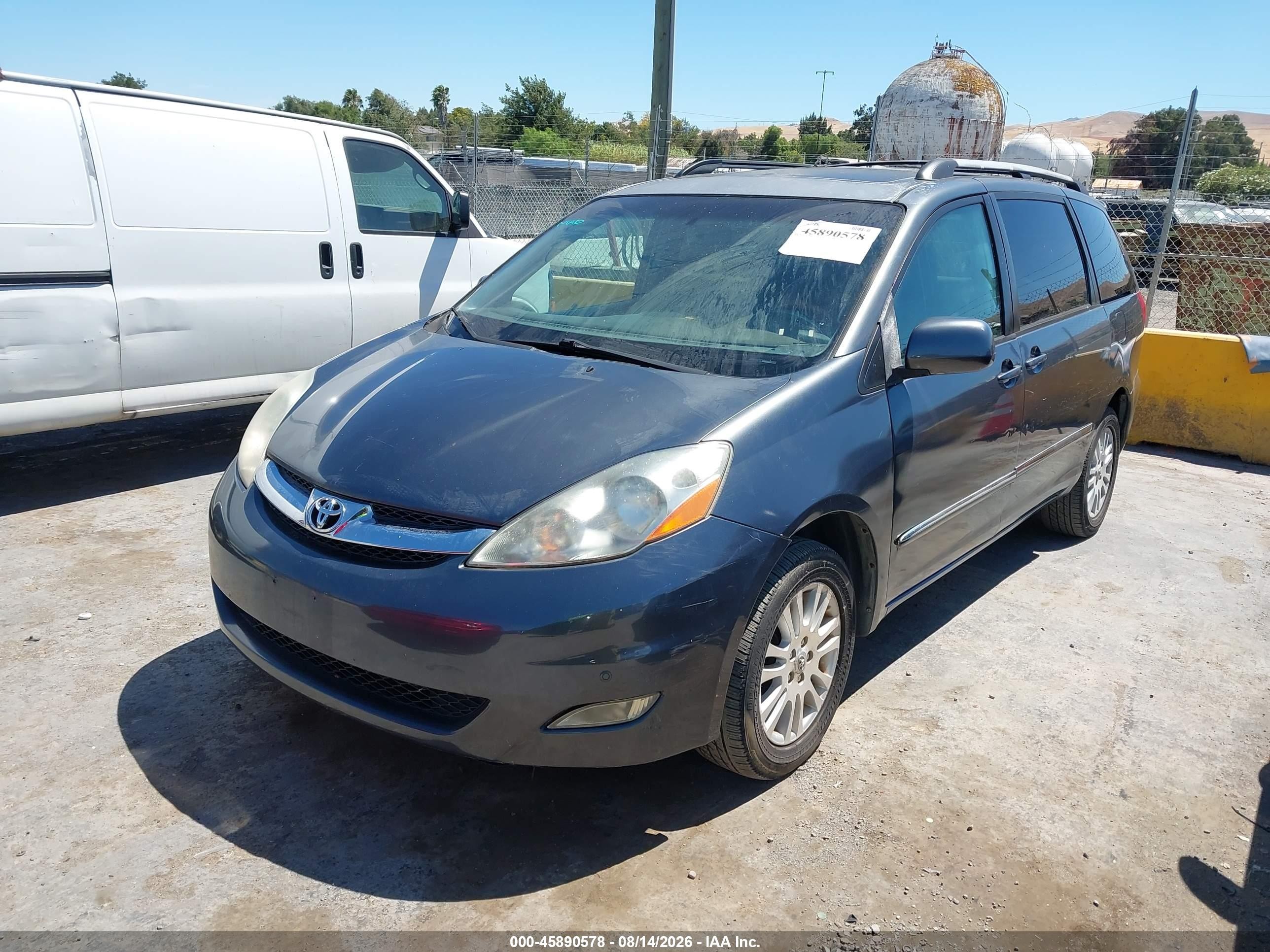 2008 Toyota Sienna Limited Gray vin: 5TDBK22C08S020408