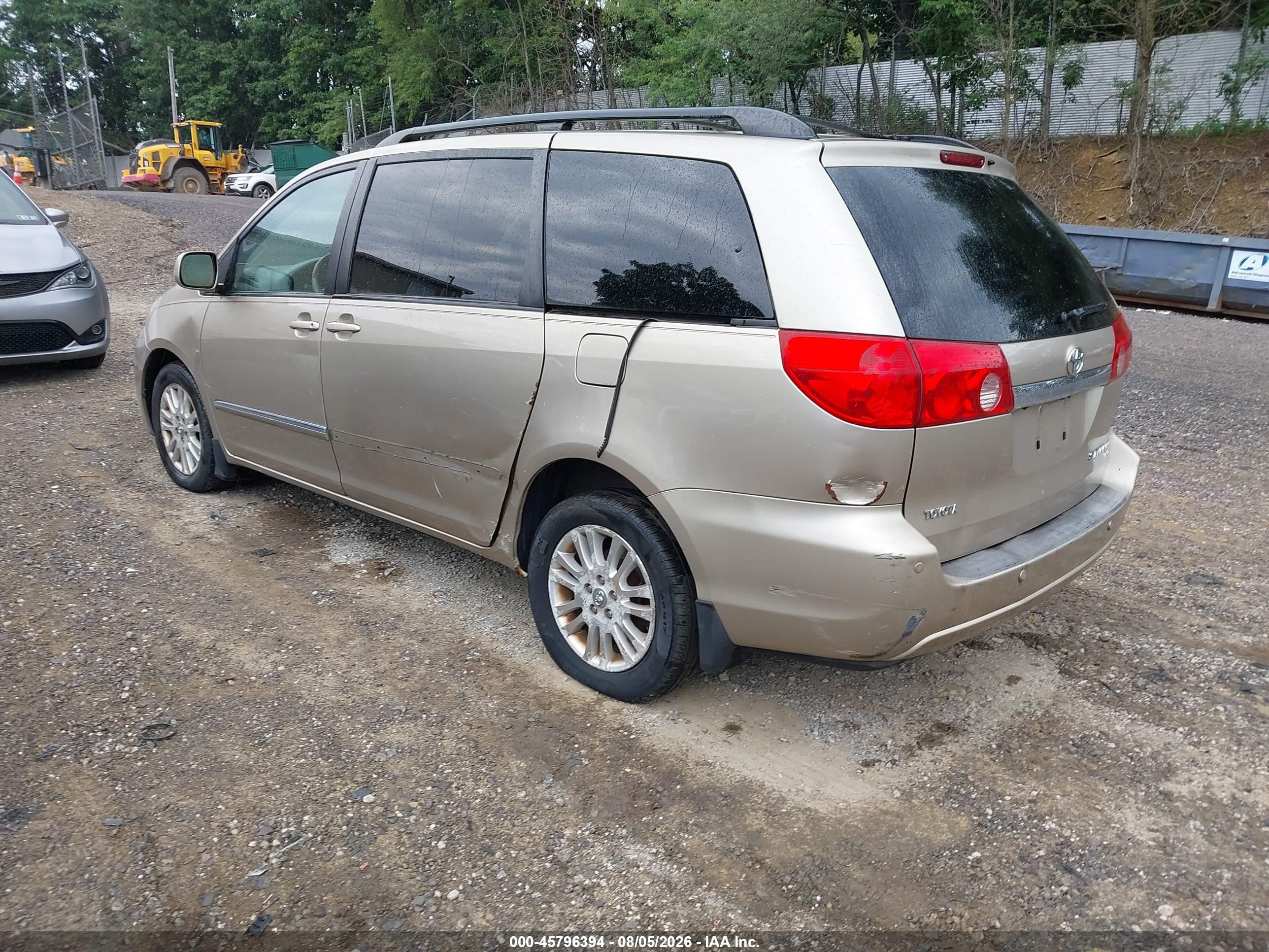 2007 Toyota Sienna Xle Limited Gold vin: 5TDBK22C17S006516