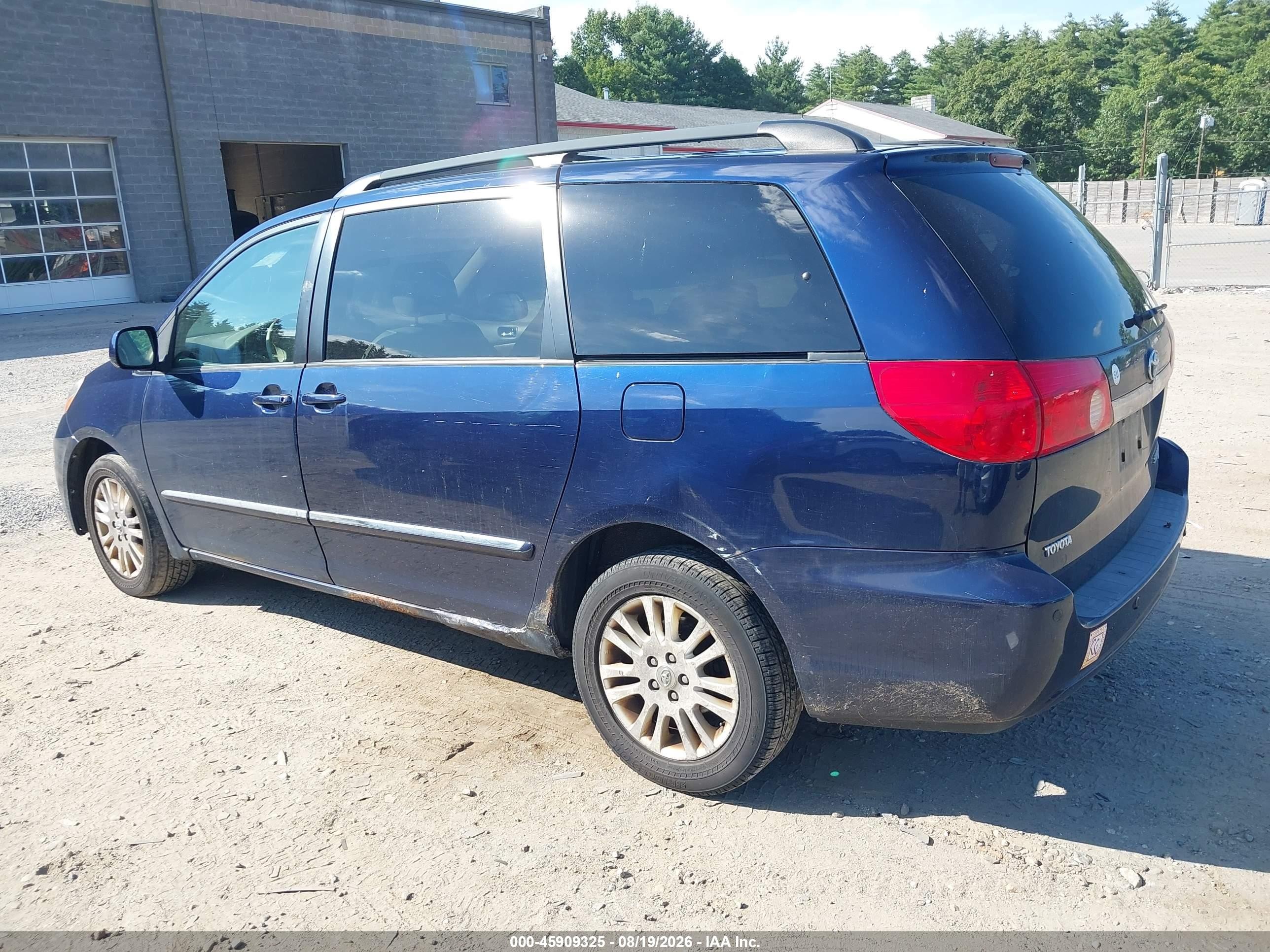 2007 Toyota Sienna Xle Limited Синий vin: 5TDBK22C17S007181