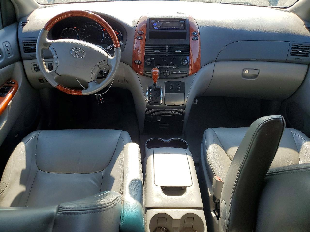 2008 Toyota Sienna Blue vin: 5TDBK22C18S013161