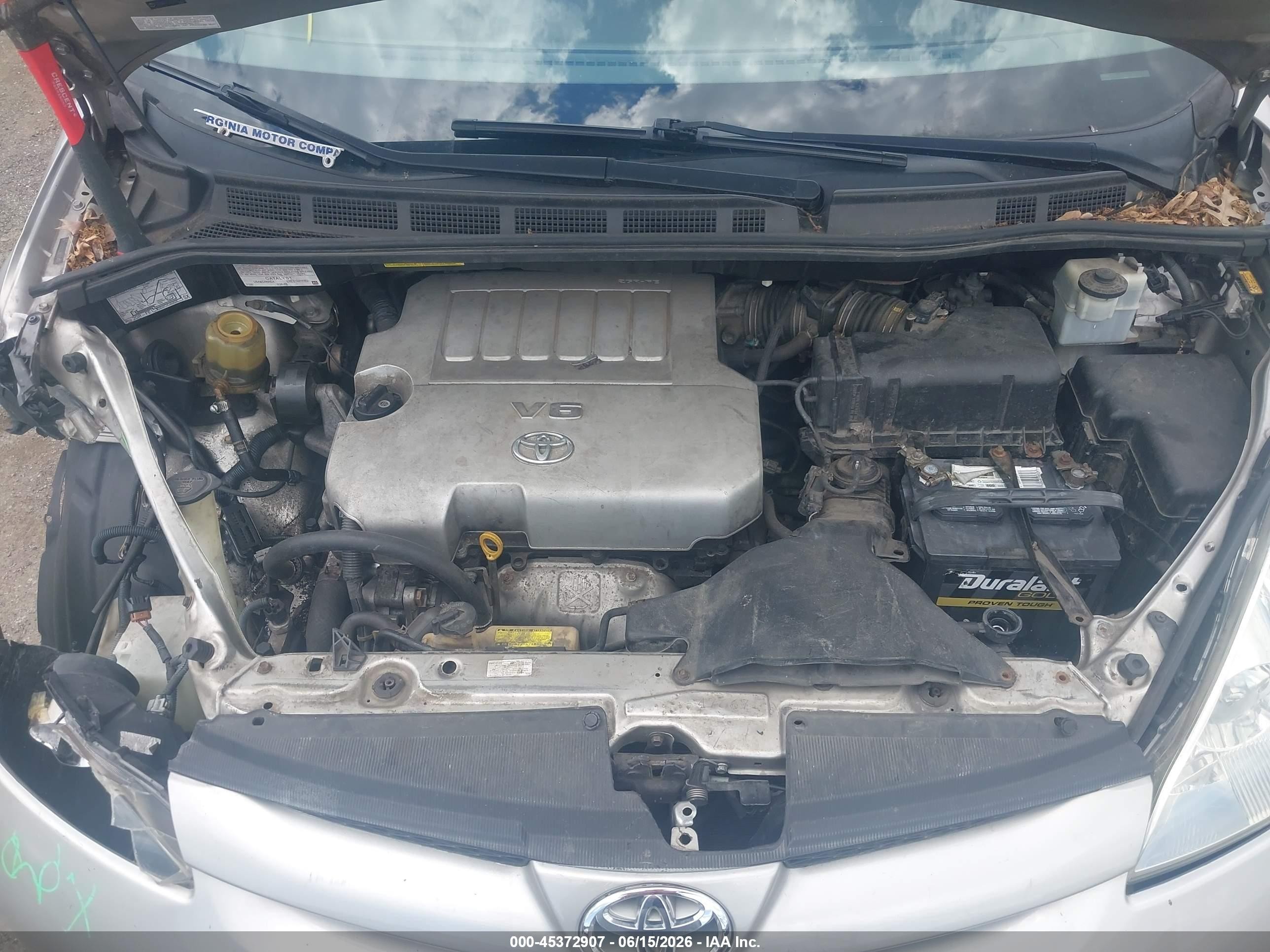 2007 Toyota Sienna Xle Silver vin: 5TDBK22C37S002564