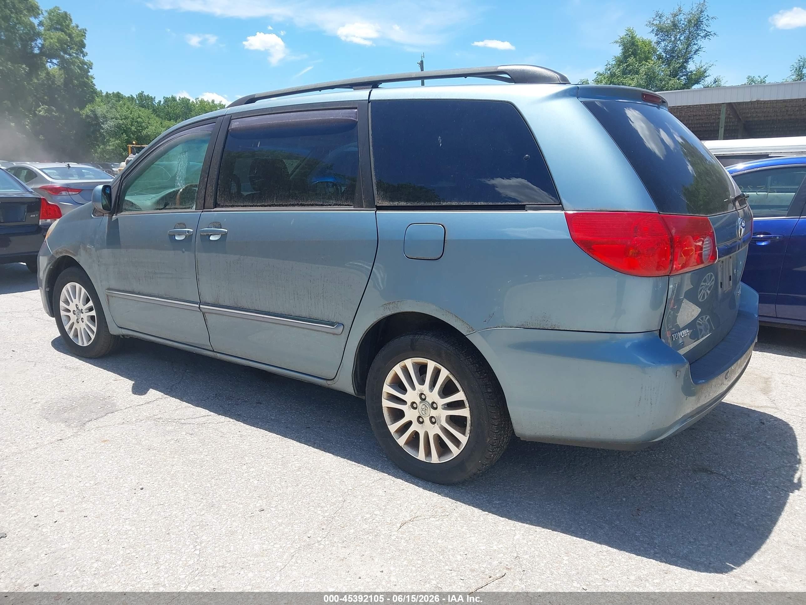 2007 Toyota Sienna Xle Limited Light Blue vin: 5TDBK22C37S005173
