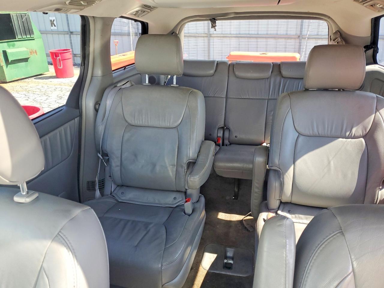 2008 Toyota Sienna Xle Limited White vin: 5TDBK22C38S020158