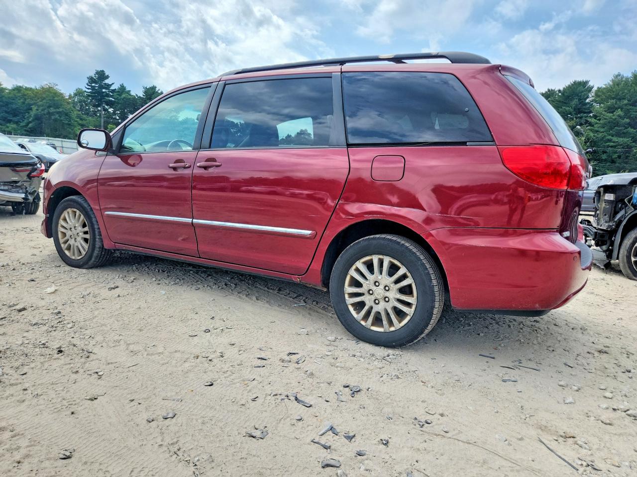 2009 Toyota Sienna Limited Burgundy vin: 5TDBK22C39S022770