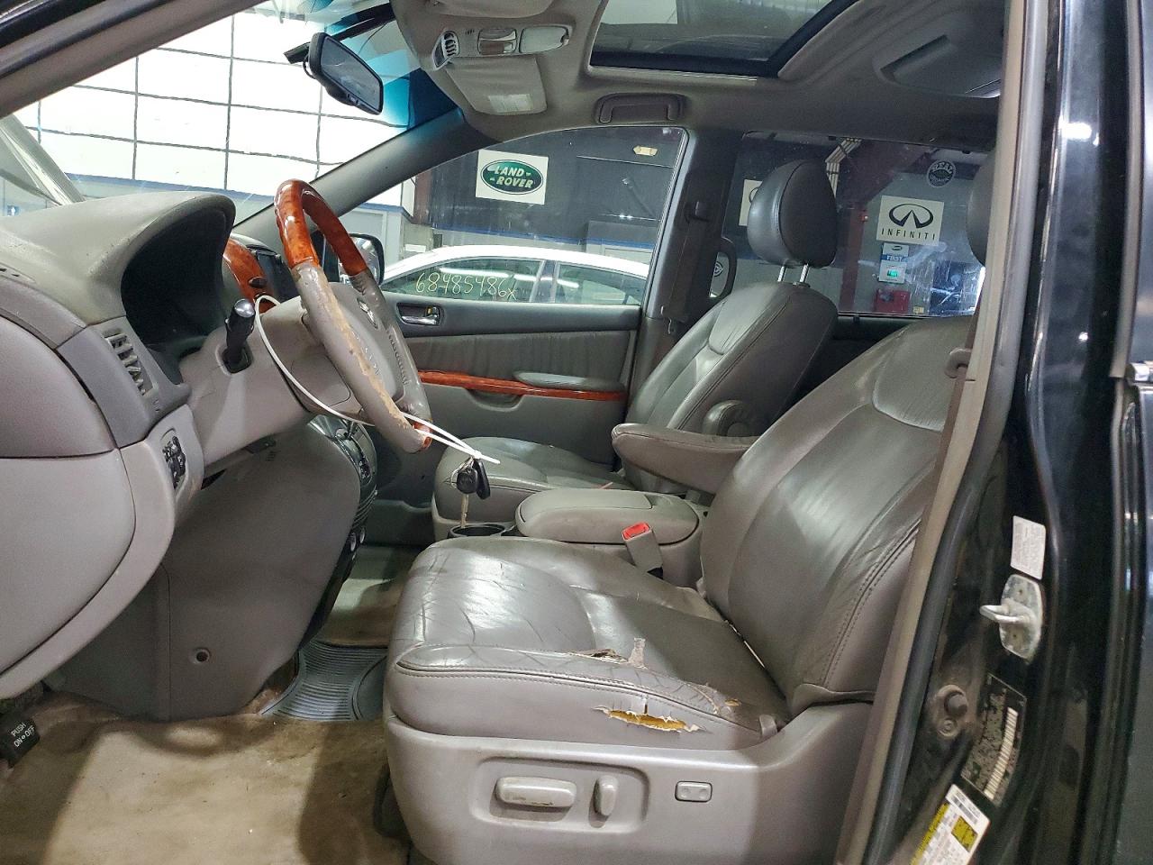 2009 Toyota Sienna Limited Черный vin: 5TDBK22C39S024714