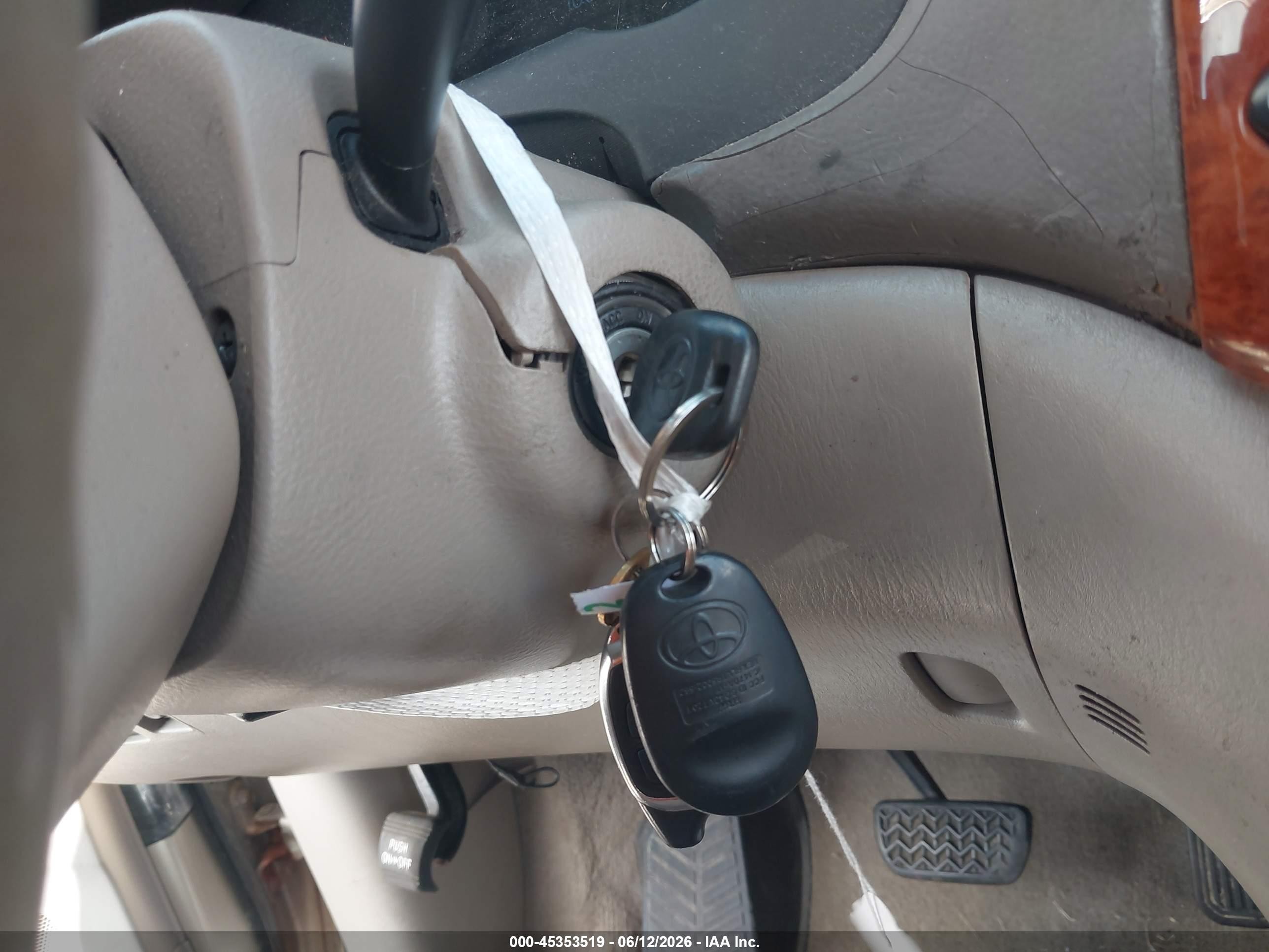 2009 Toyota Sienna Xle Beige vin: 5TDBK22C49S025452