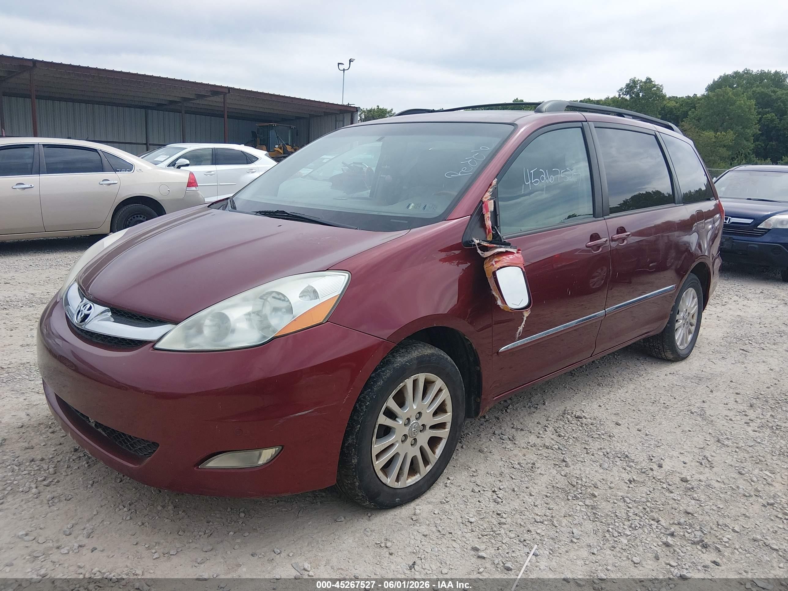 2008 Toyota Sienna Limited Maroon vin: 5TDBK22C58S010148