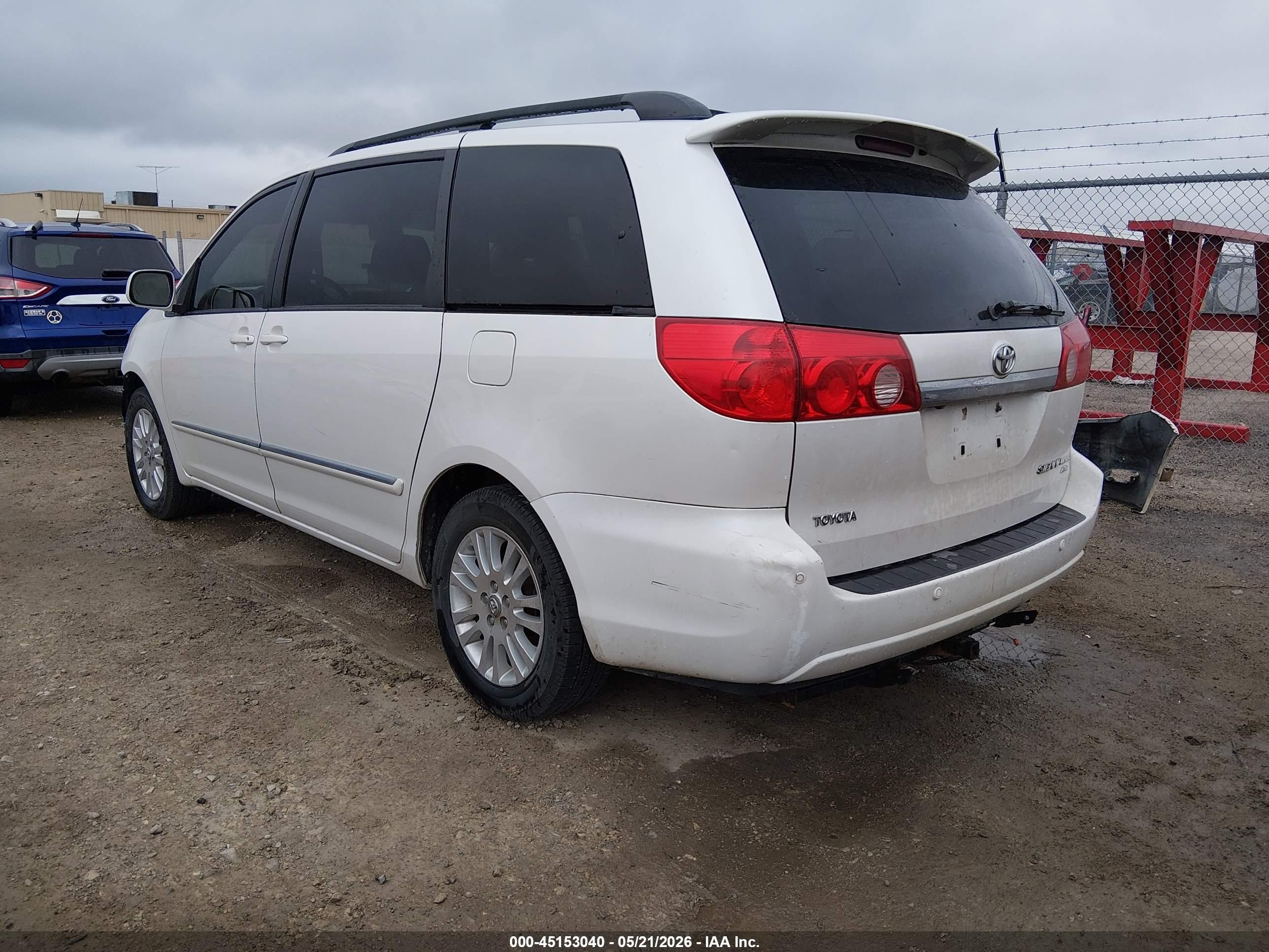 2008 Toyota Sienna Limited Белый vin: 5TDBK22C68S010028