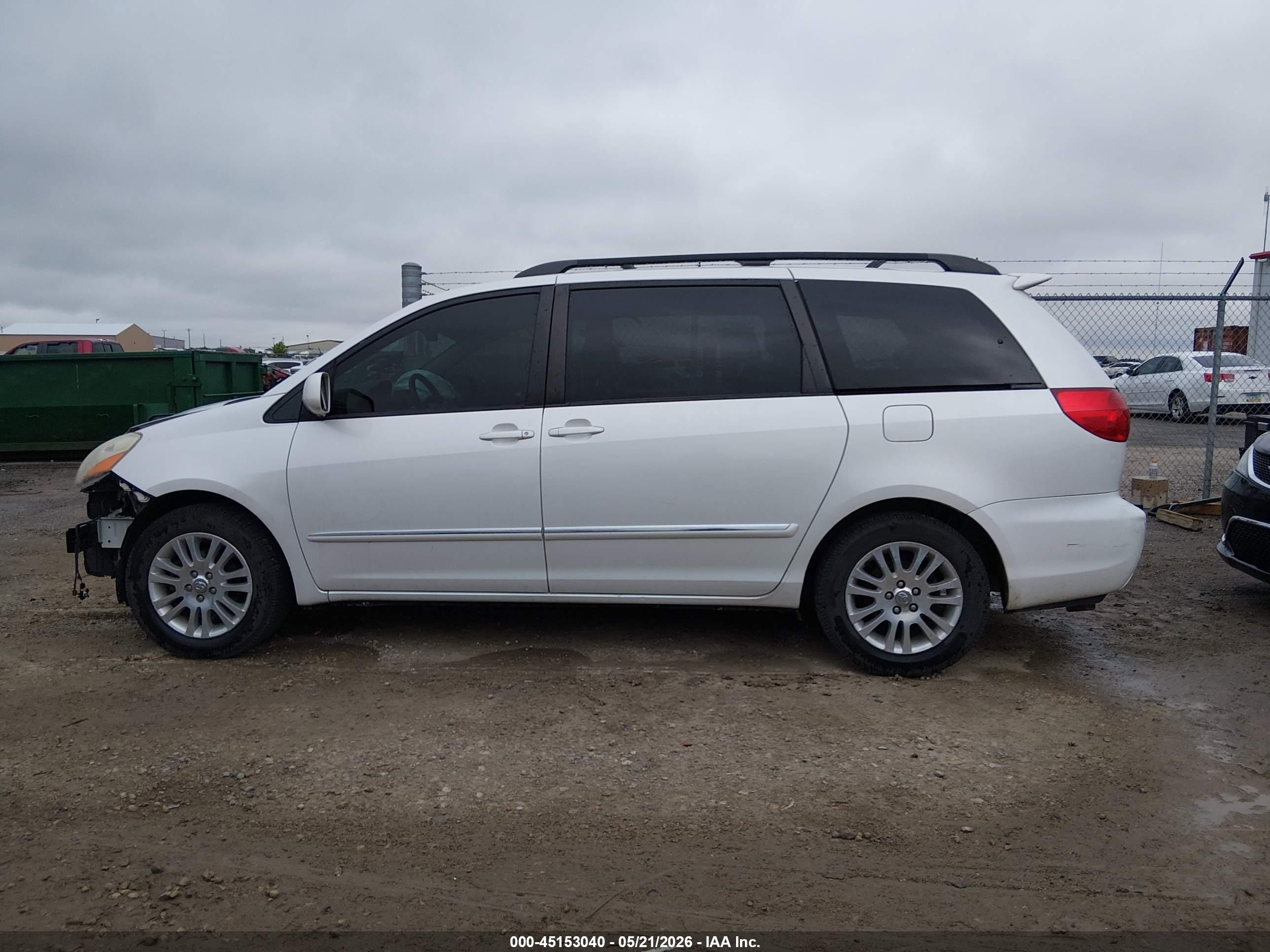 2008 Toyota Sienna Limited Белый vin: 5TDBK22C68S010028