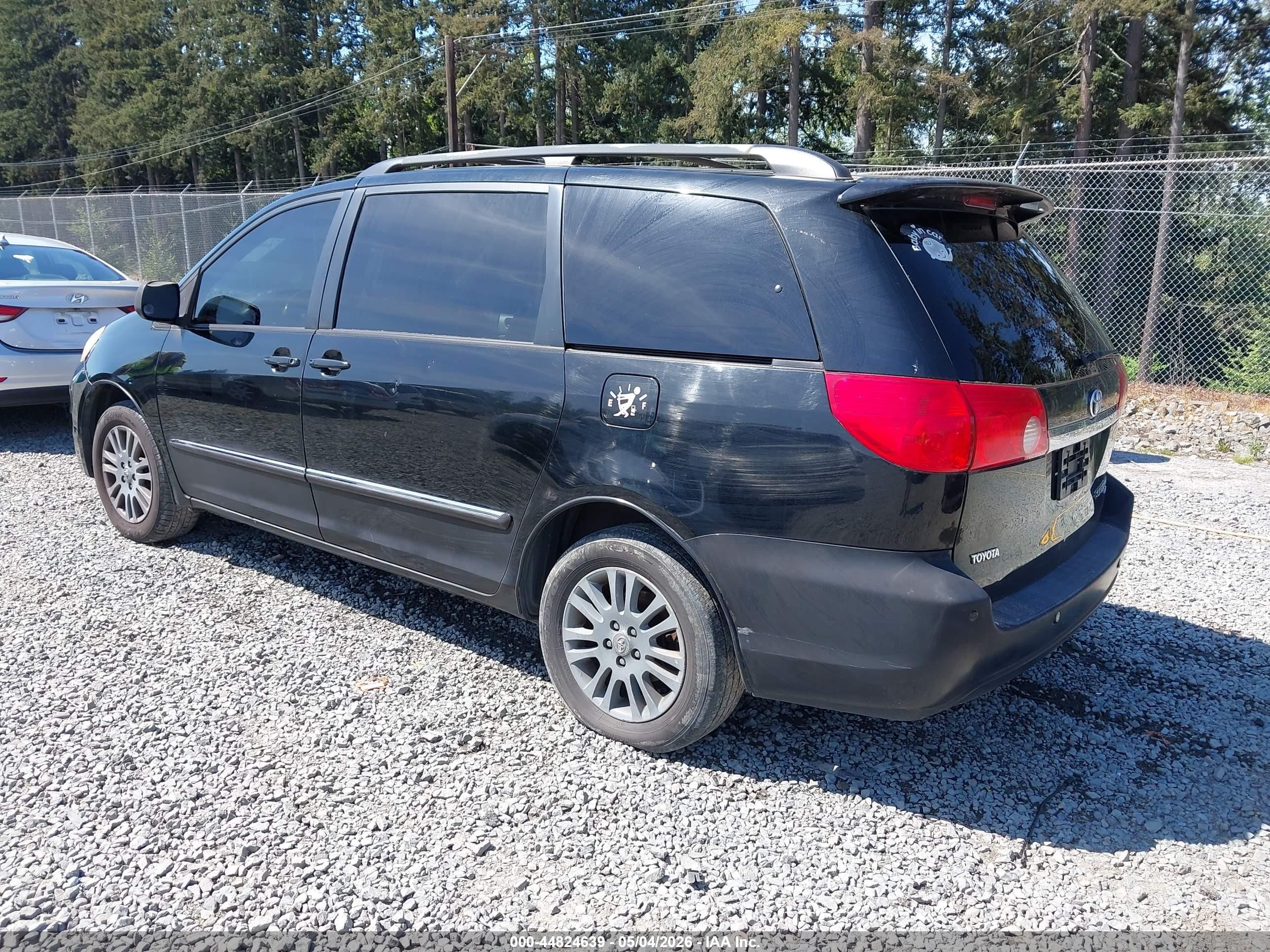 2008 Toyota Sienna Limited Black vin: 5TDBK22C68S015861