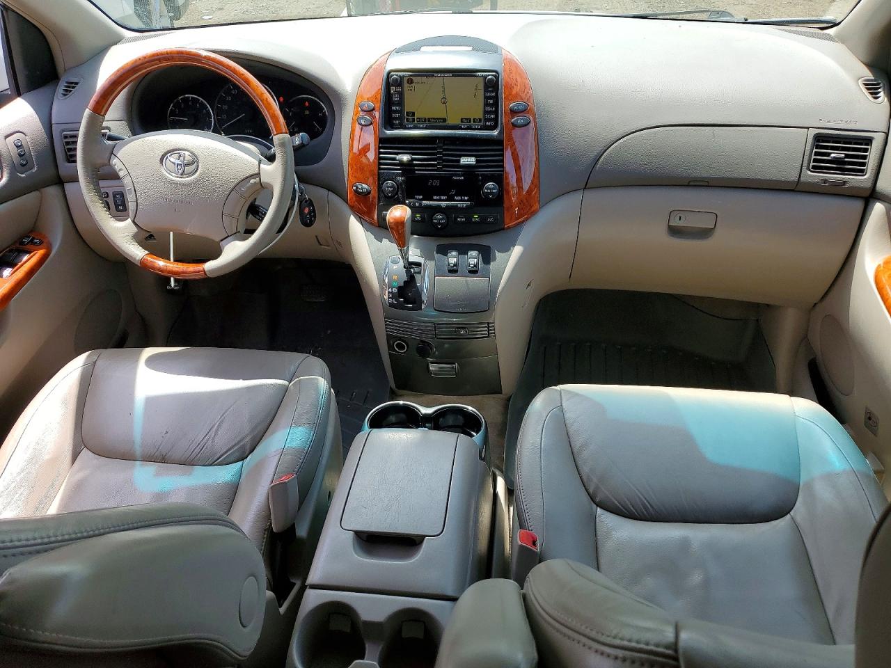 2008 Toyota Sienna Xle Limited Белый vin: 5TDBK22C68S016685