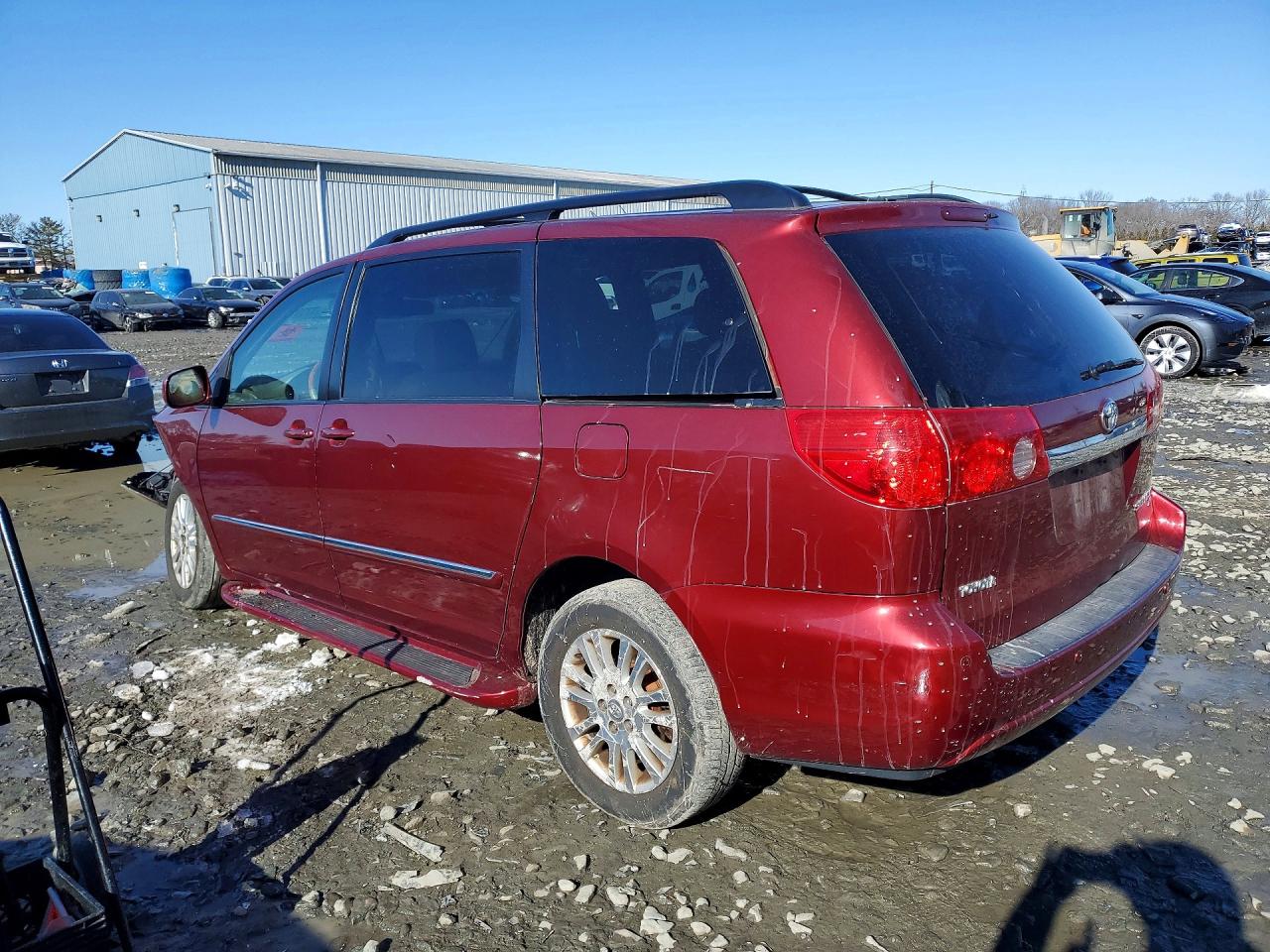 2008 Toyota Sienna Xle Burgundy vin: 5TDBK22C68S021577