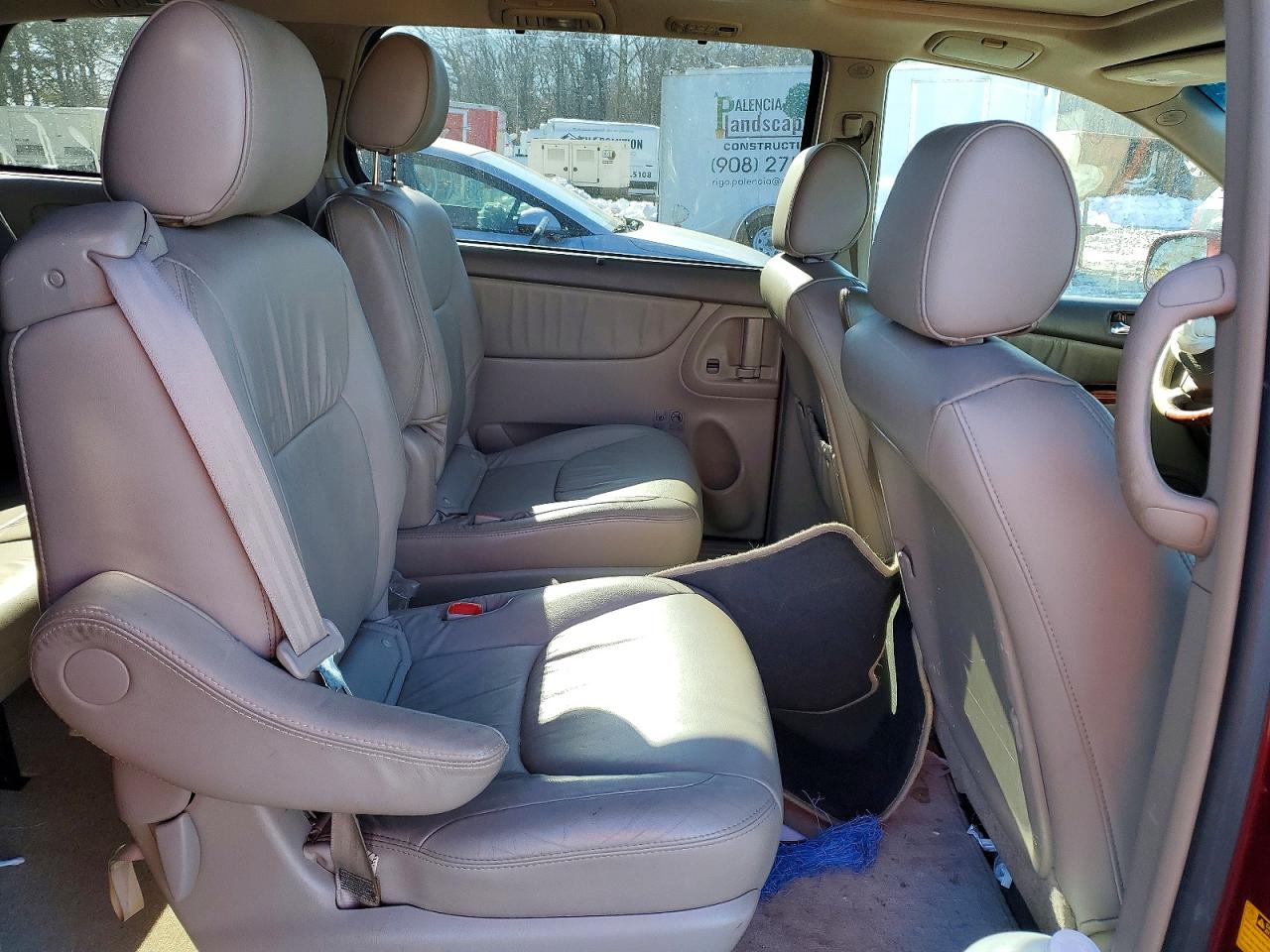 2008 Toyota Sienna Xle Burgundy vin: 5TDBK22C68S021577