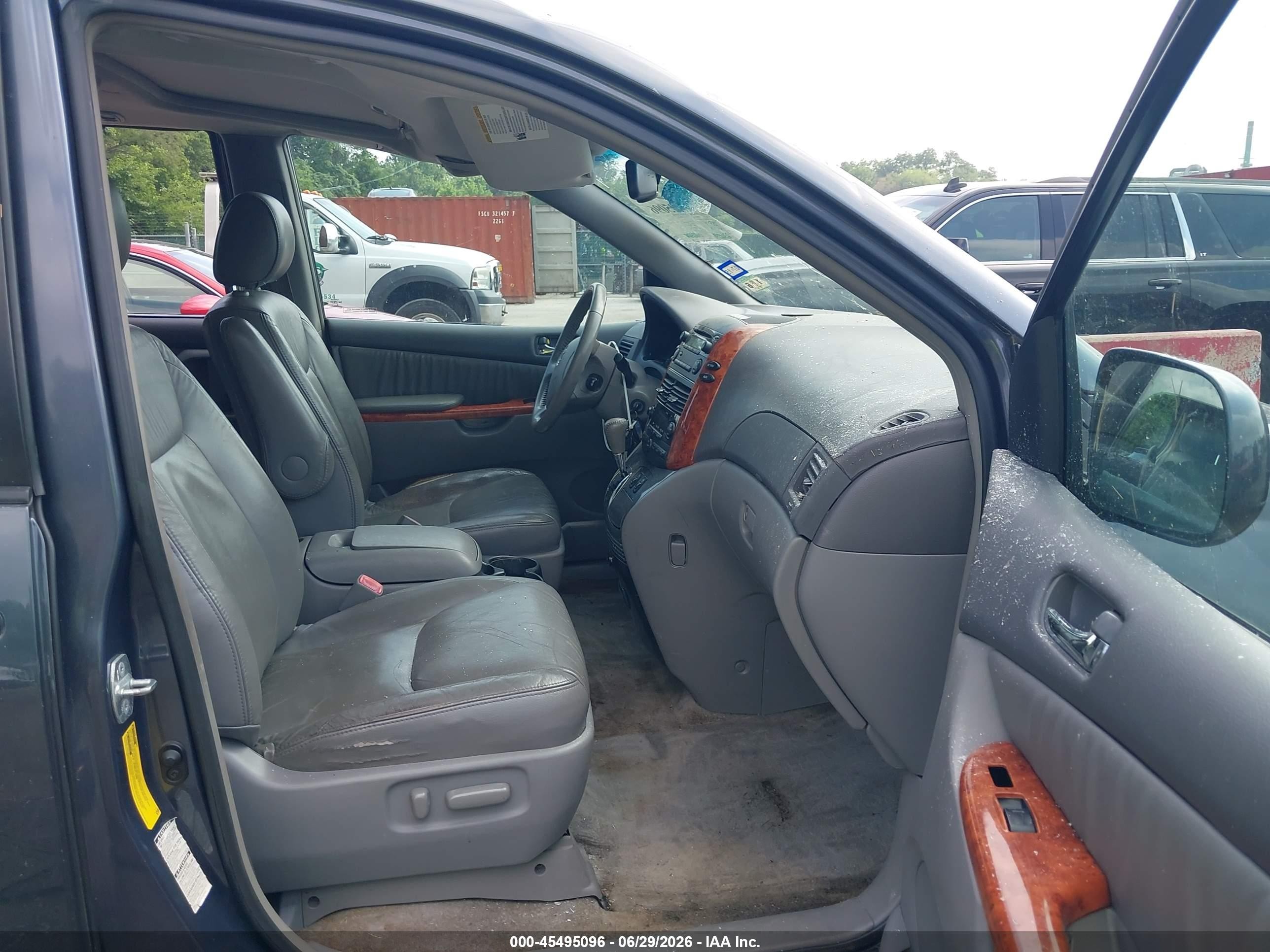 2007 Toyota Sienna Xle Gray vin: 5TDBK22C77S002499