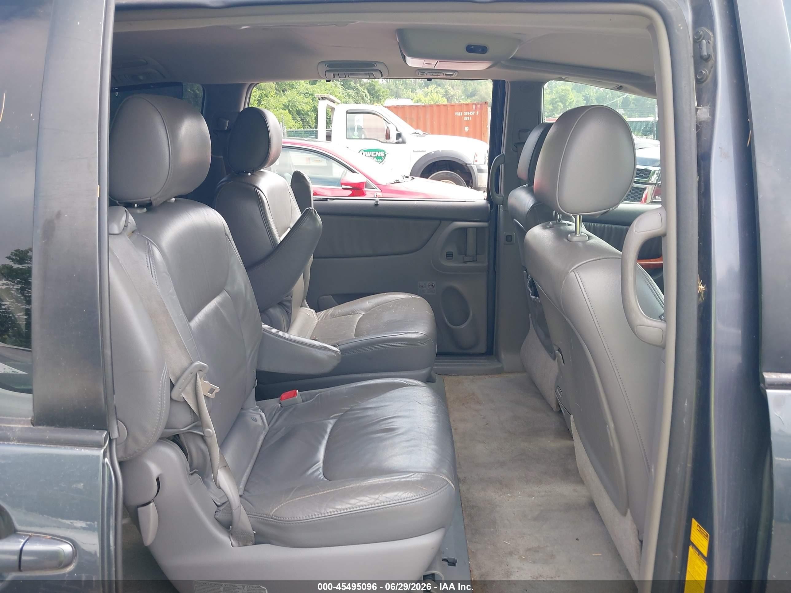 2007 Toyota Sienna Xle Gray vin: 5TDBK22C77S002499
