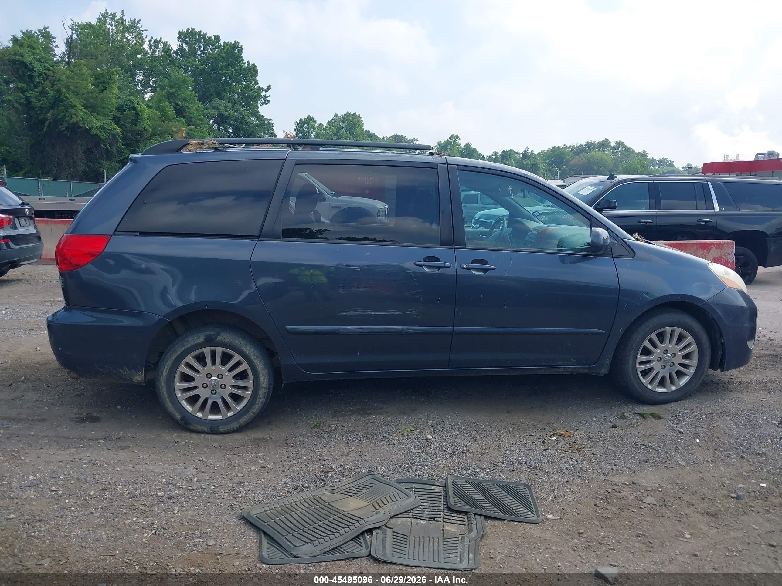 2007 Toyota Sienna Xle Gray vin: 5TDBK22C77S002499