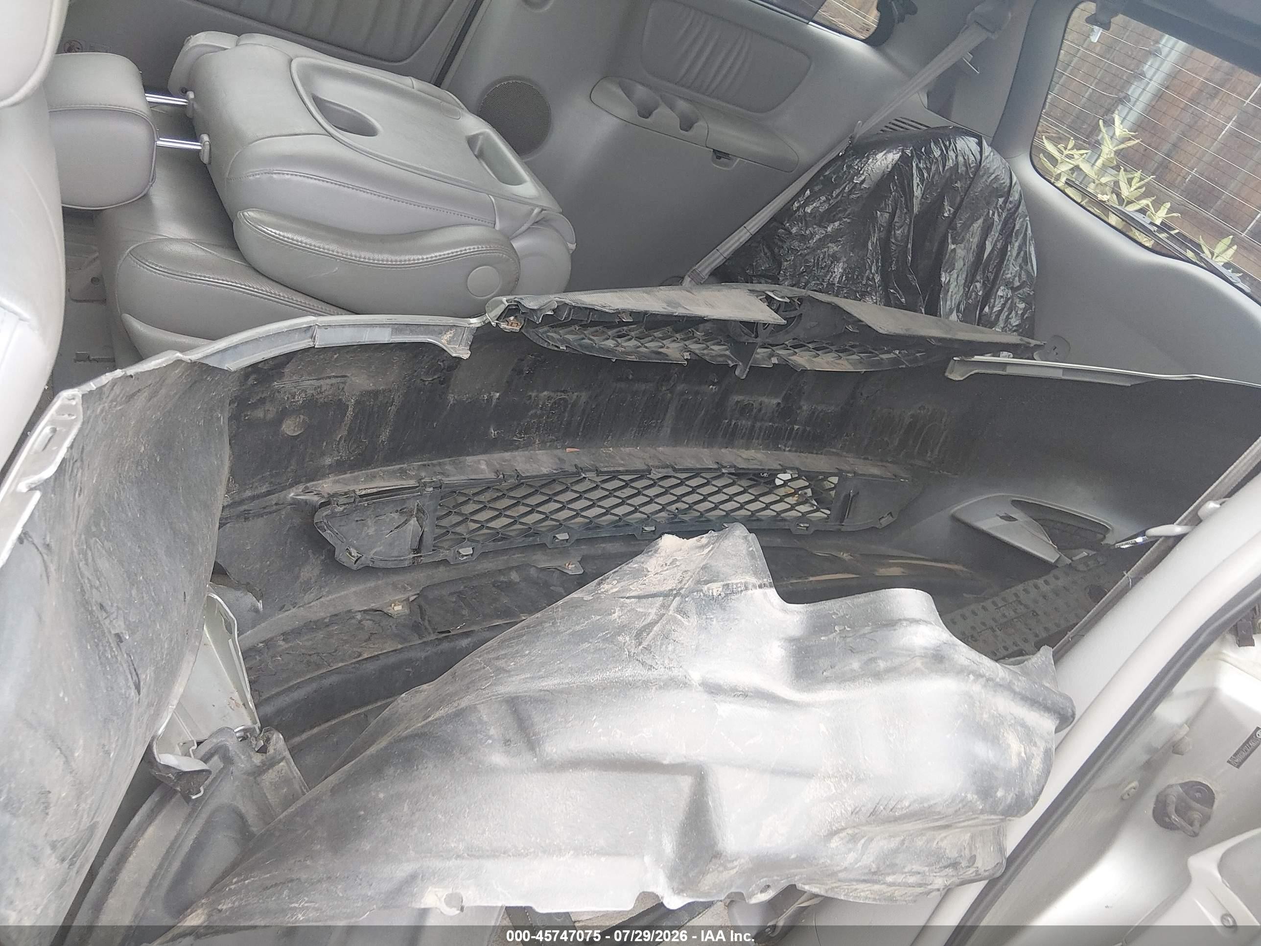 2008 Toyota Sienna Xle Серебряный vin: 5TDBK22C78S009437