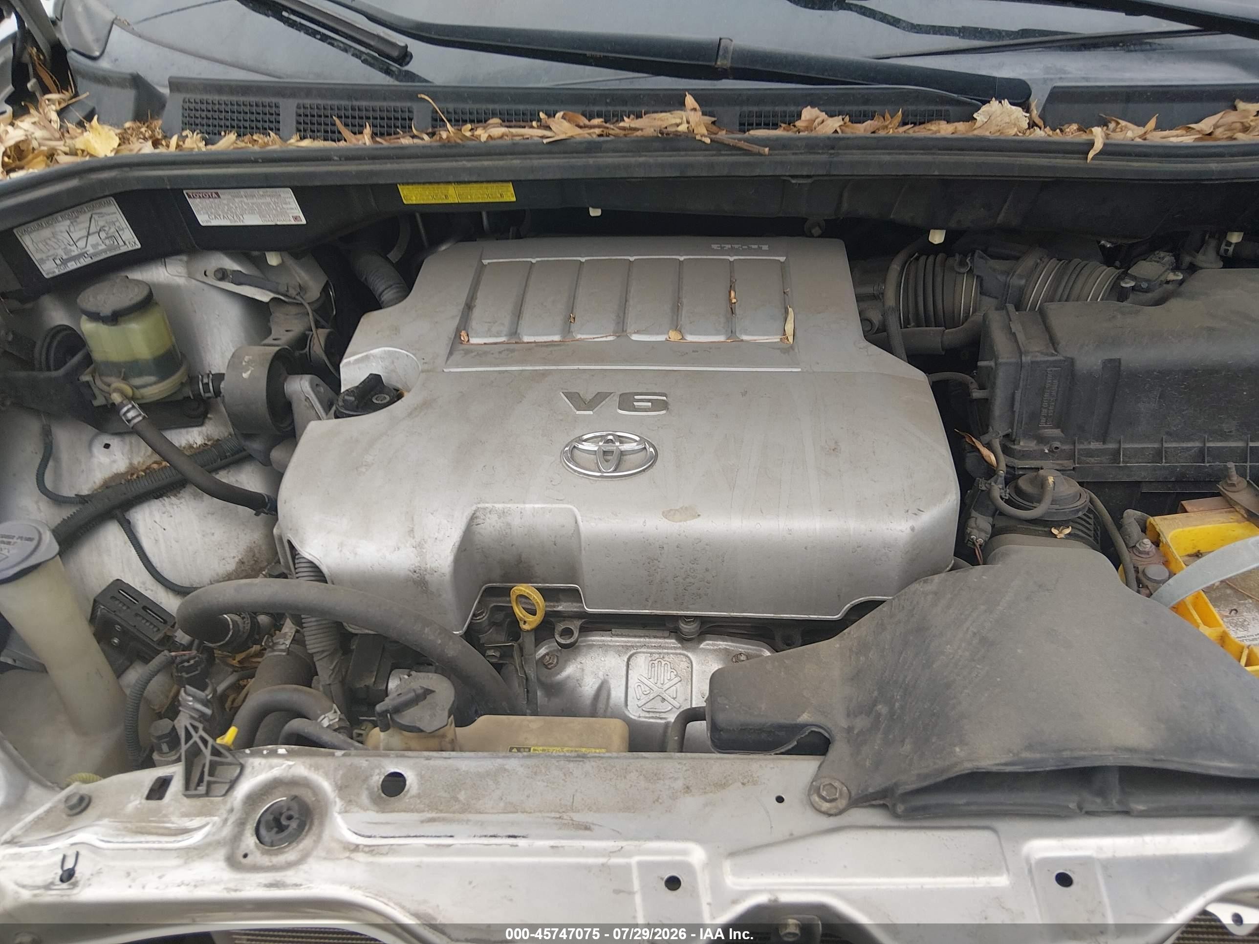2008 Toyota Sienna Xle Серебряный vin: 5TDBK22C78S009437