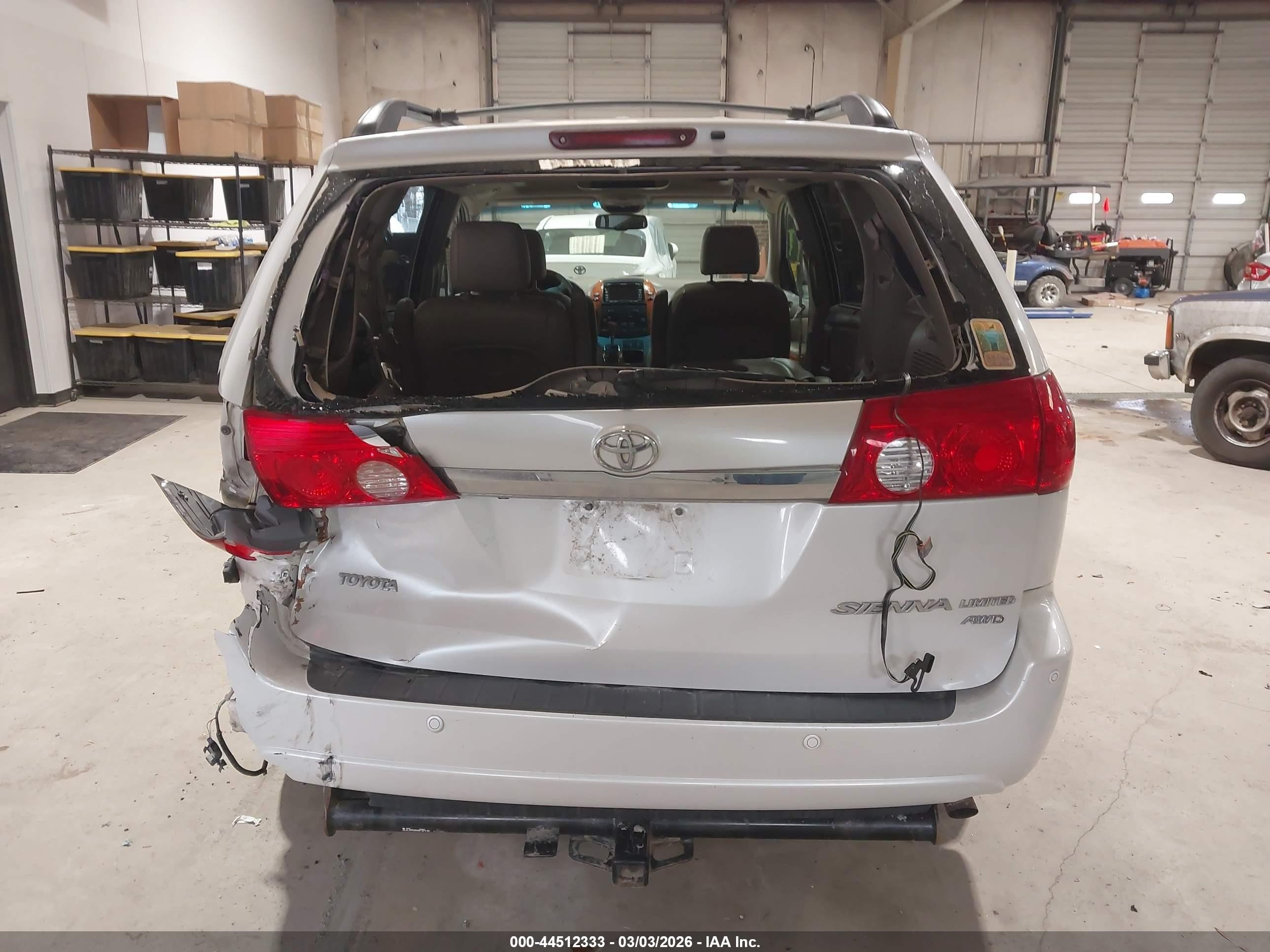 2007 Toyota Sienna Xle Limited White vin: 5TDBK22C87S001426