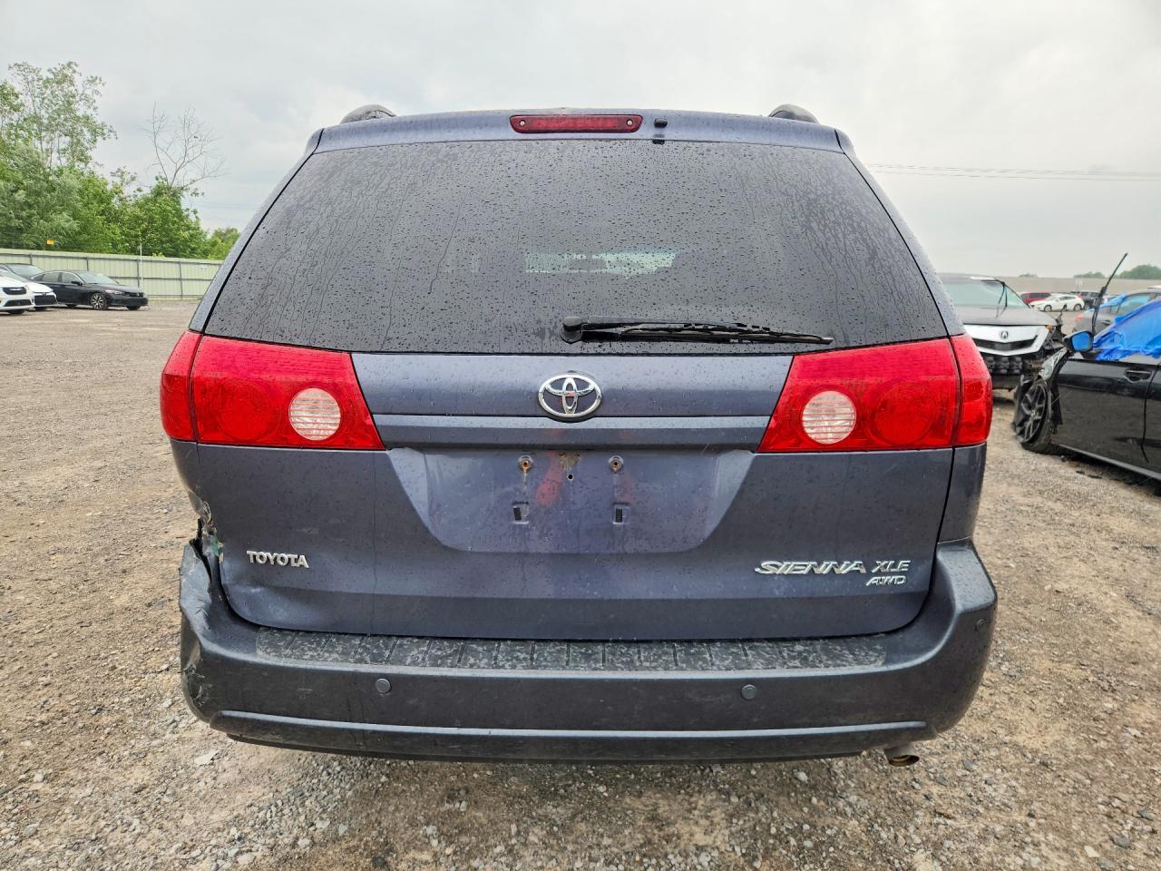 2008 Toyota Sienna Xle Синий vin: 5TDBK22C88S015831