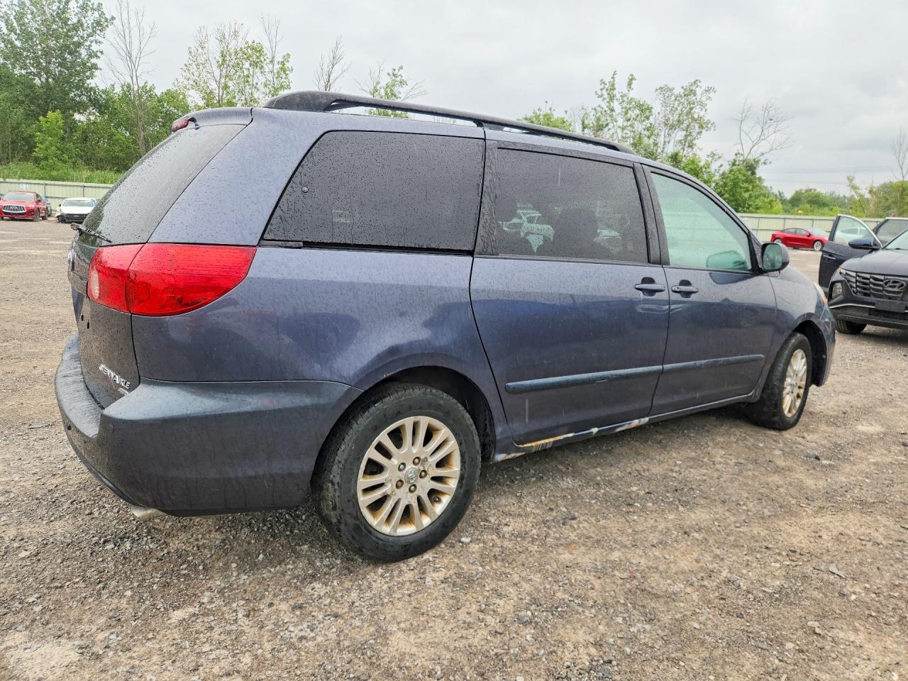 2008 Toyota Sienna Xle Синий vin: 5TDBK22C88S015831
