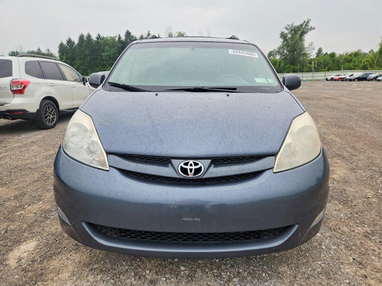 2008 Toyota Sienna Xle Синий vin: 5TDBK22C88S015831