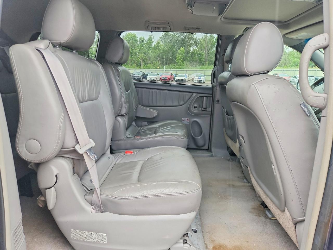 2008 Toyota Sienna Xle Синий vin: 5TDBK22C88S015831