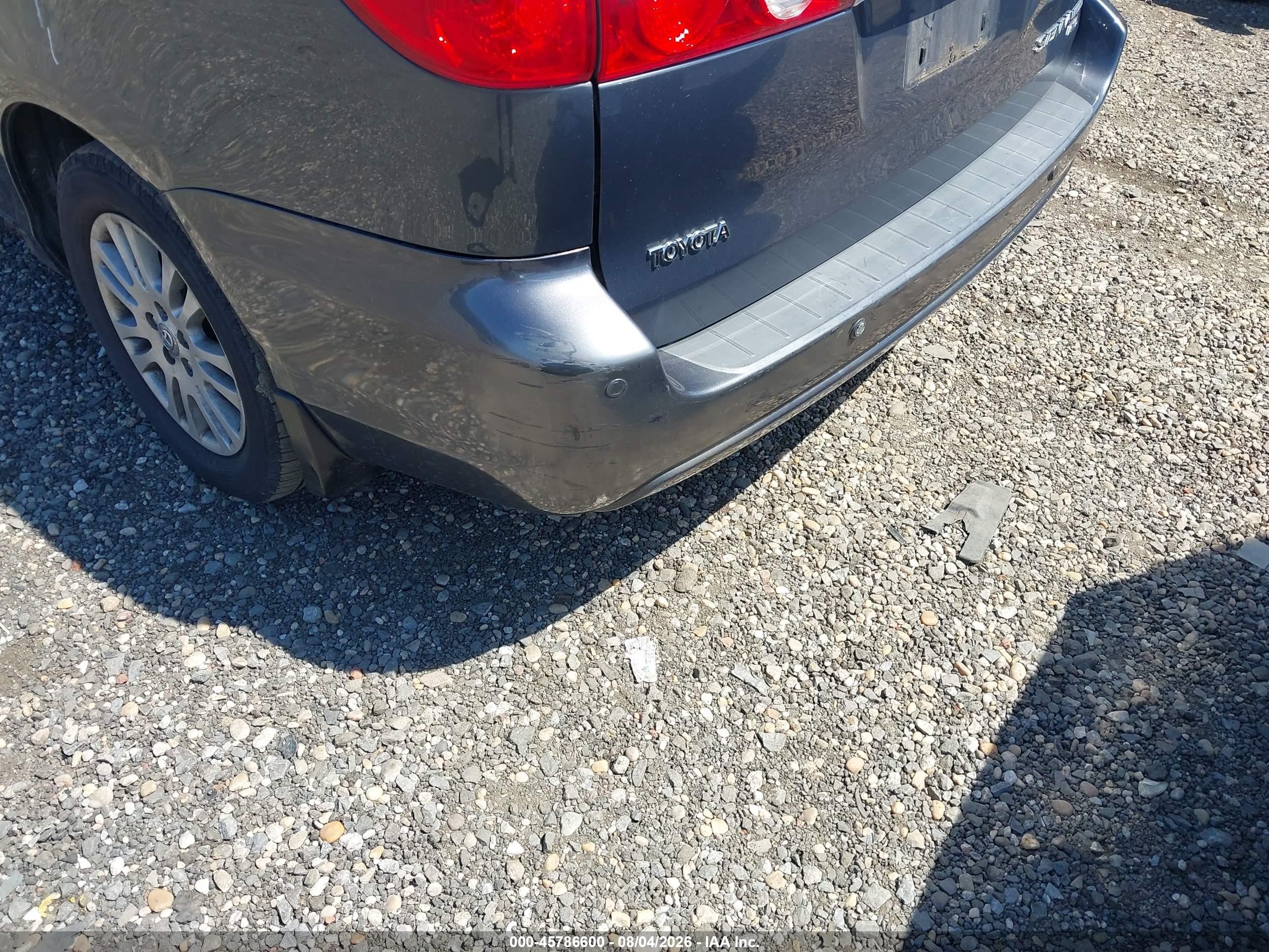 2007 Toyota Sienna Xle Limited Gray vin: 5TDBK22C97S003301