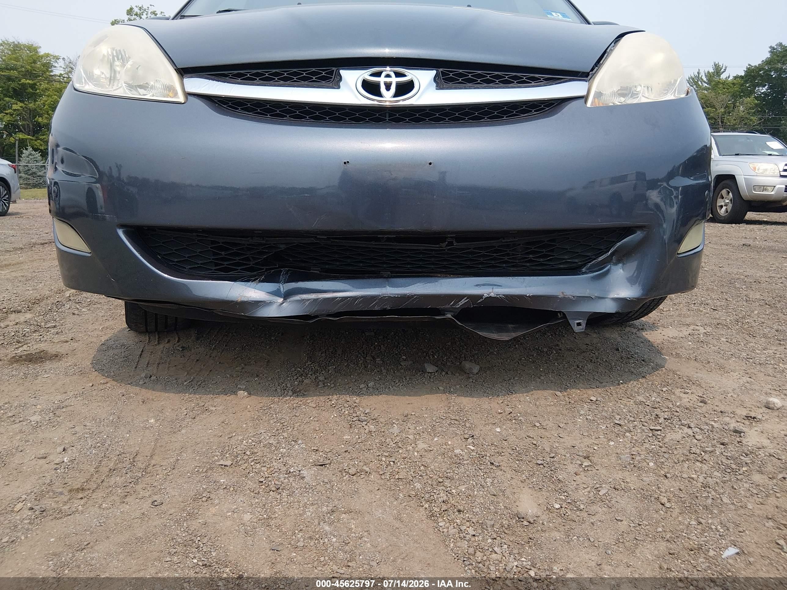 2008 Toyota Sienna Limited Blue vin: 5TDBK22C98S014946