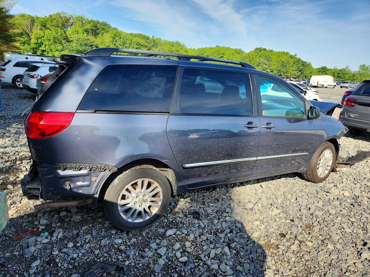 2009 Toyota Sienna Limited Blue vin: 5TDBK22C99S024040