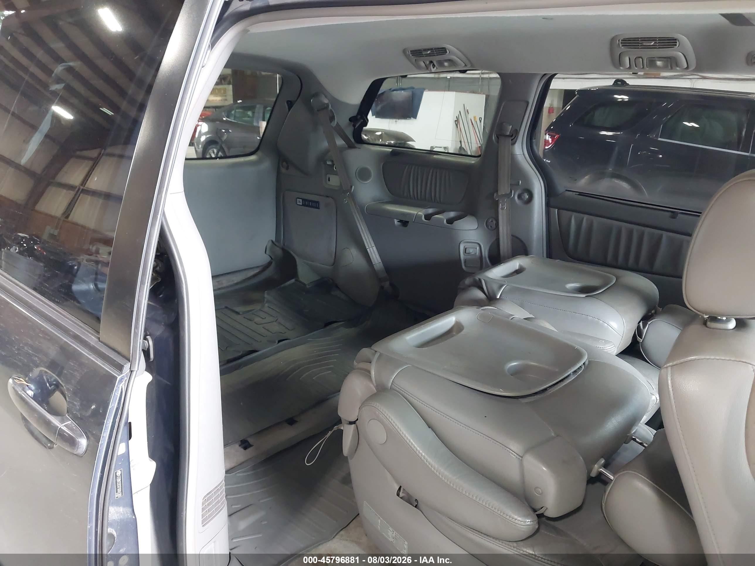 2007 Toyota Sienna Xle Gray vin: 5TDBK22CX7S004389