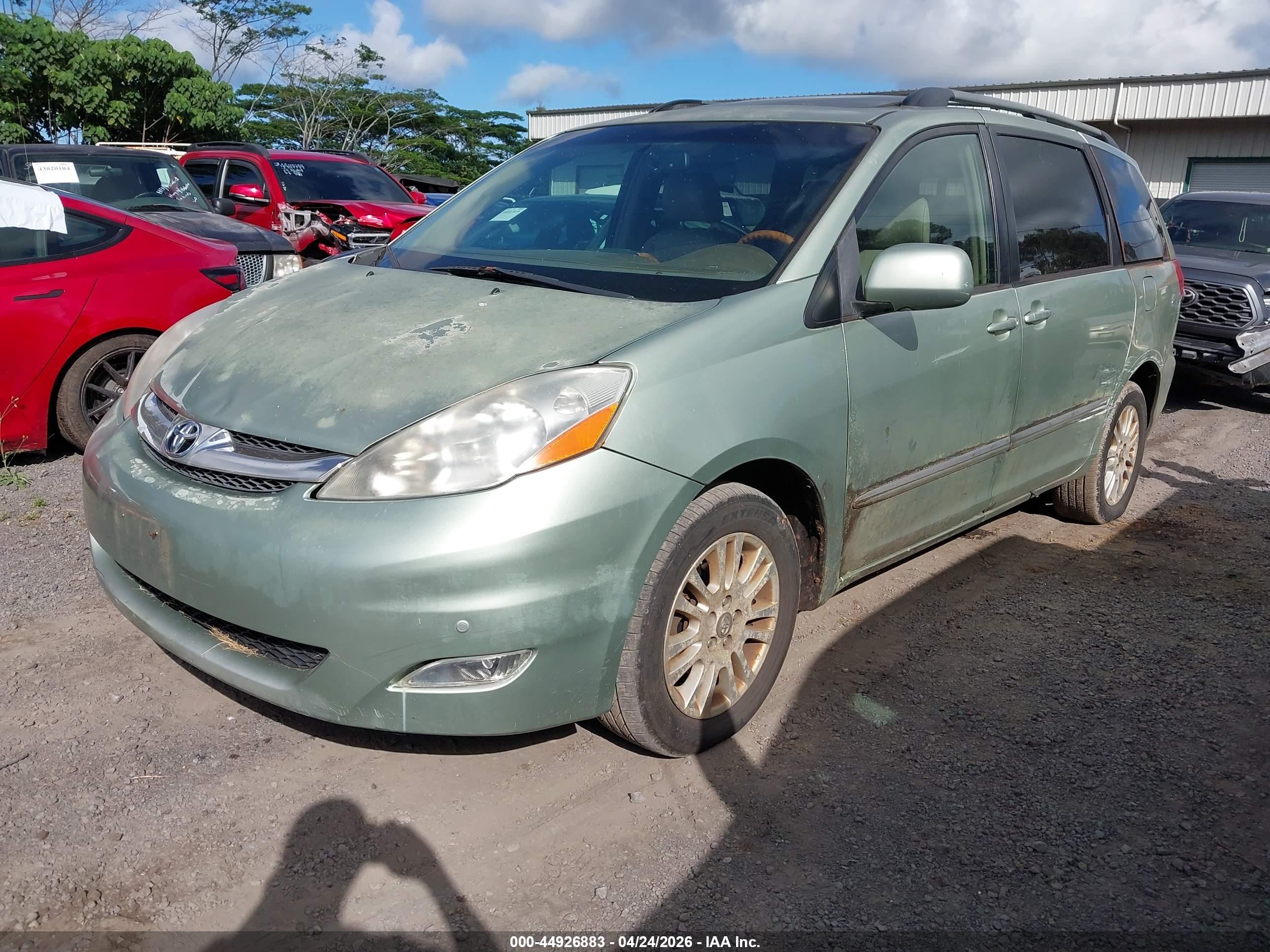 2008 Toyota Sienna Limited Green vin: 5TDBK22CX8S016060