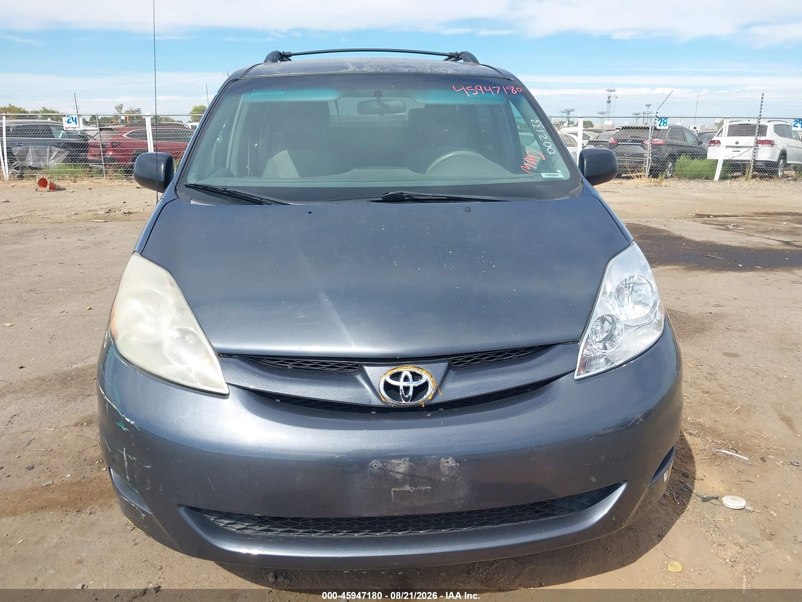 2007 Toyota Sienna Le Синий vin: 5TDBK23C07S002133