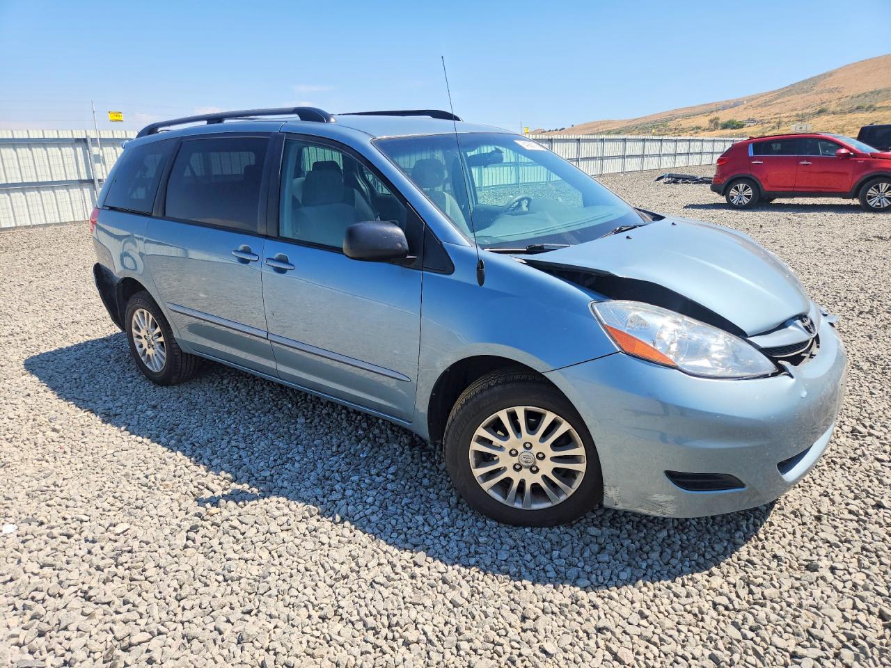 2008 Toyota Sienna Le Blue vin: 5TDBK23C38S016514