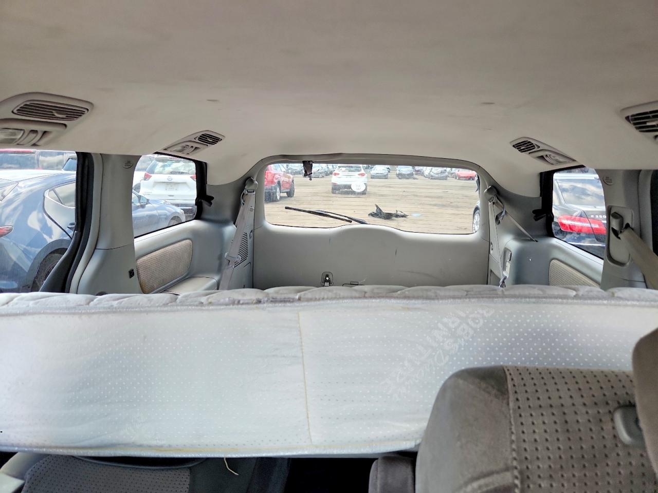 2009 Toyota Sienna Le Black vin: 5TDBK23C39S027529