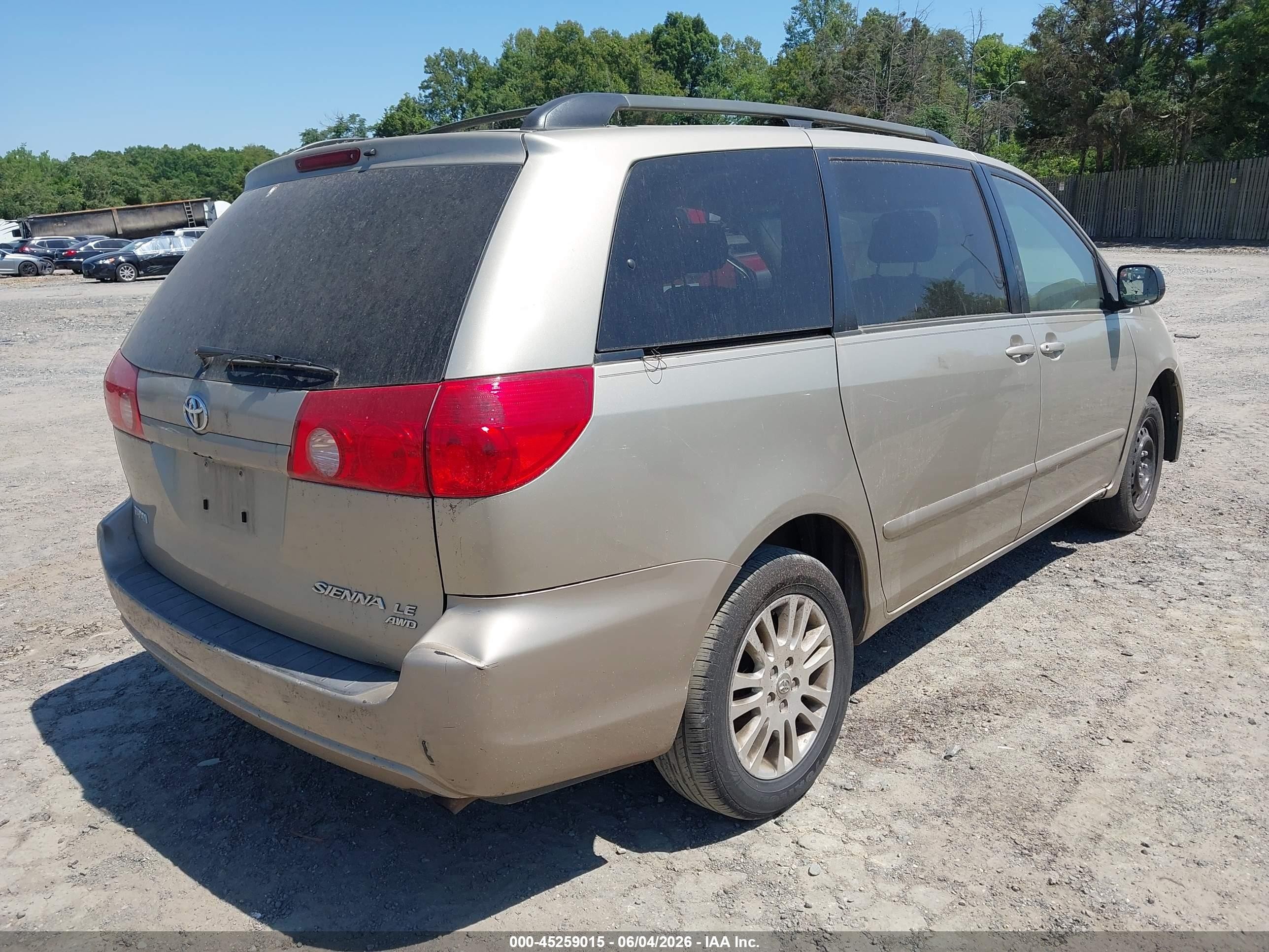 2008 Toyota Sienna Le Gold vin: 5TDBK23C48S010138