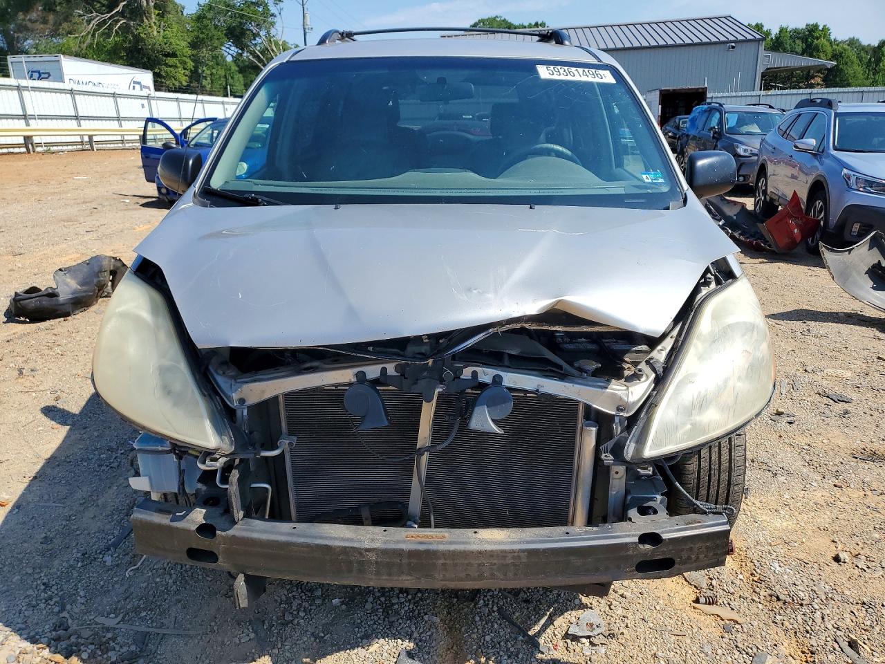 2008 Toyota Sienna Le Gray vin: 5TDBK23C58S014103