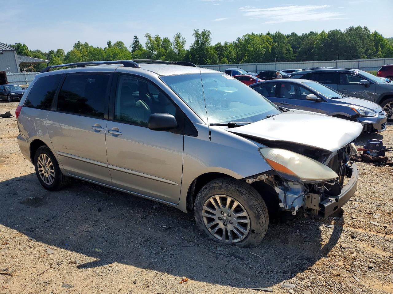 2008 Toyota Sienna Le Gray vin: 5TDBK23C58S014103