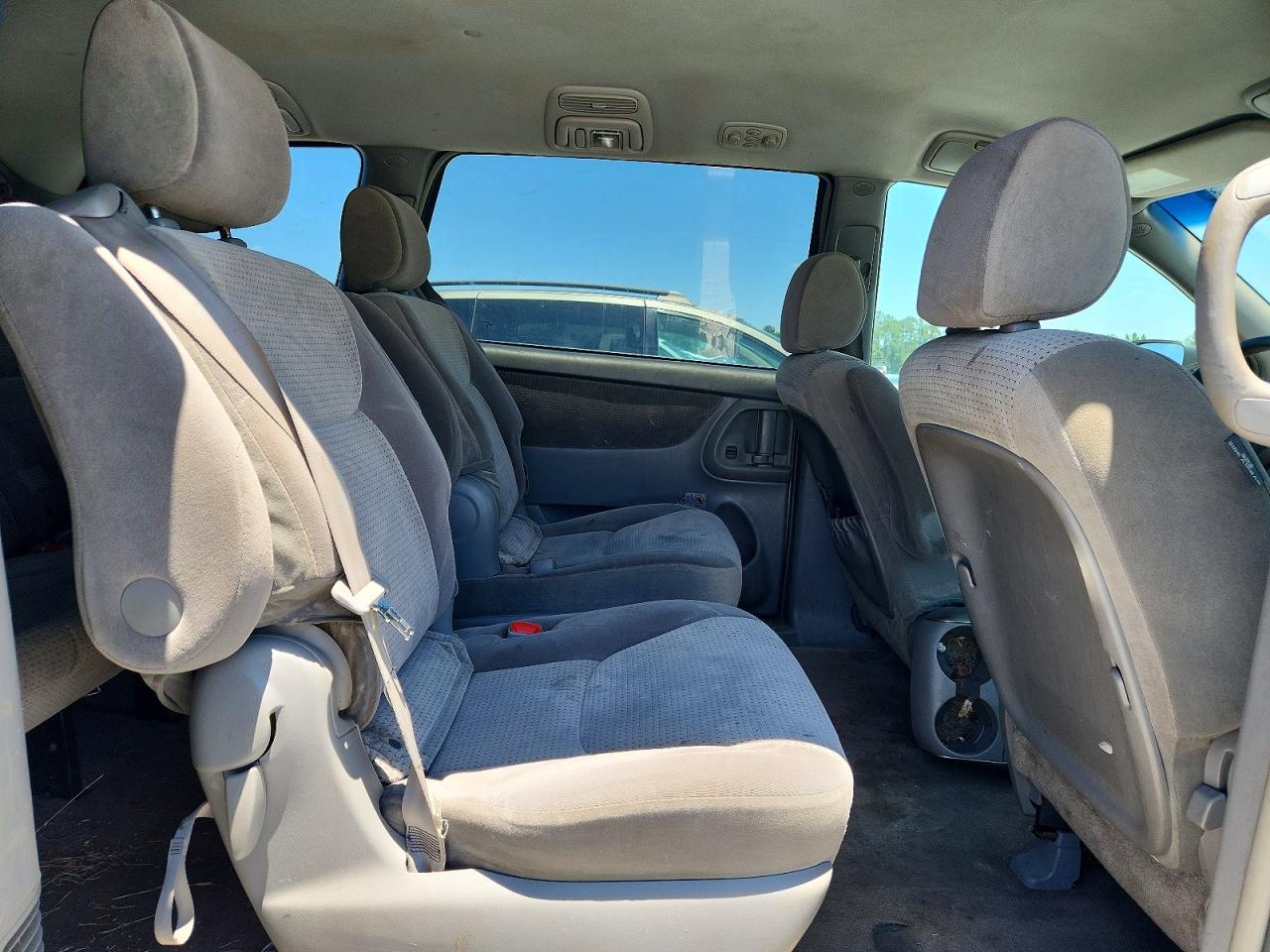 2007 Toyota Sienna Le Gray vin: 5TDBK23C87S008746