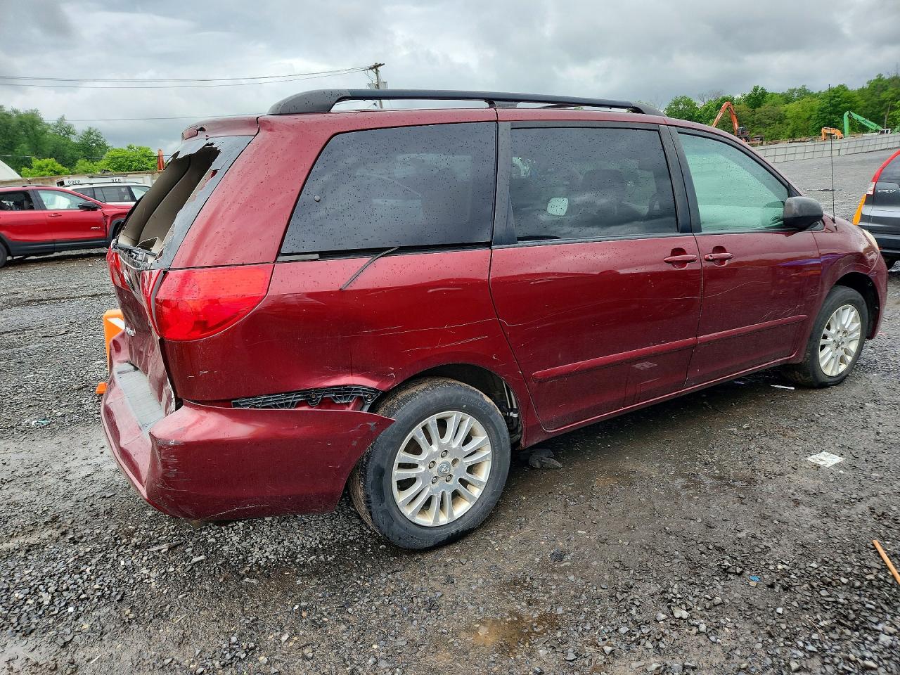 2008 Toyota Sienna Le Burgundy vin: 5TDBK23C88S020333