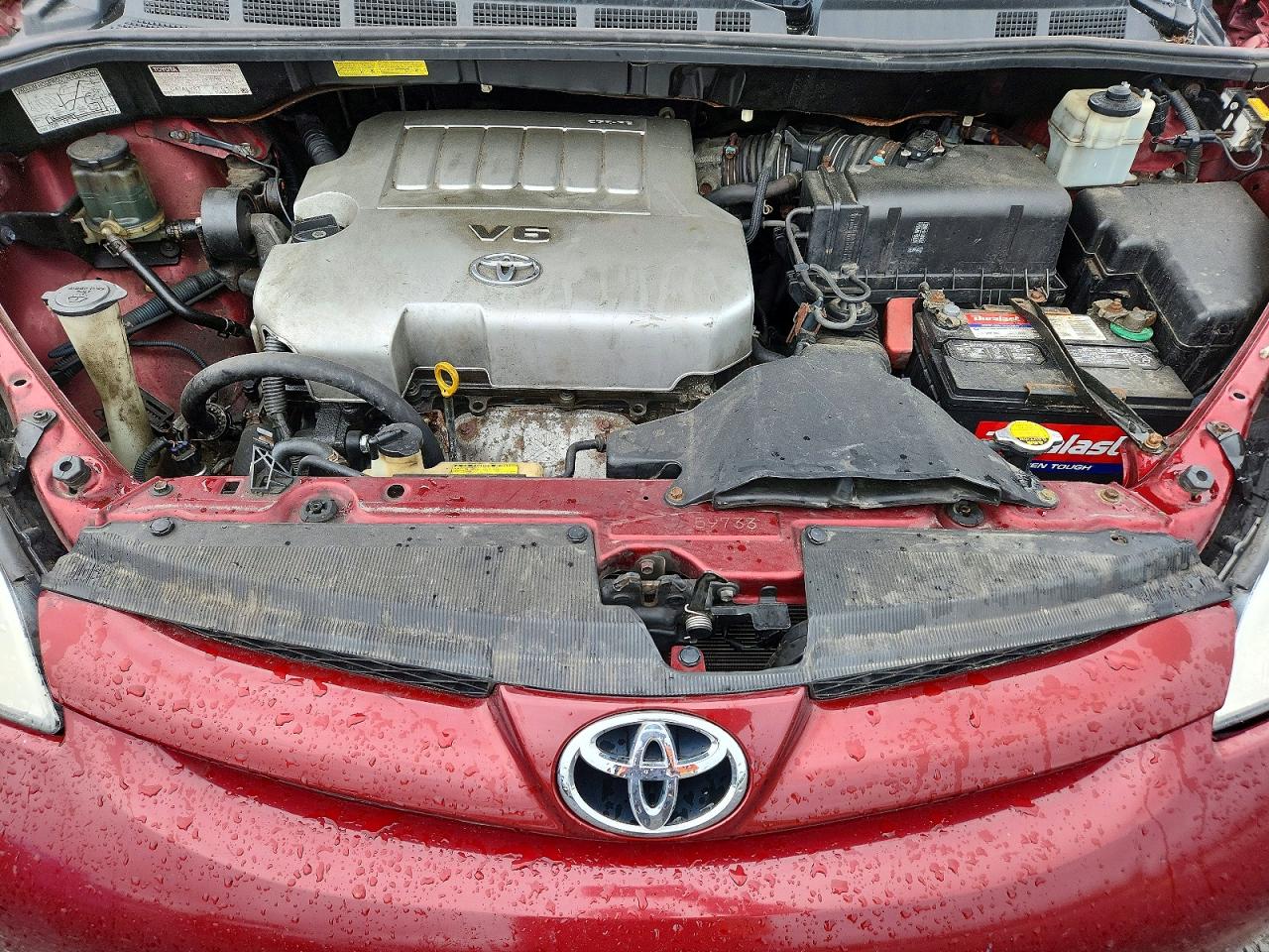 2008 Toyota Sienna Le Burgundy vin: 5TDBK23C88S020333