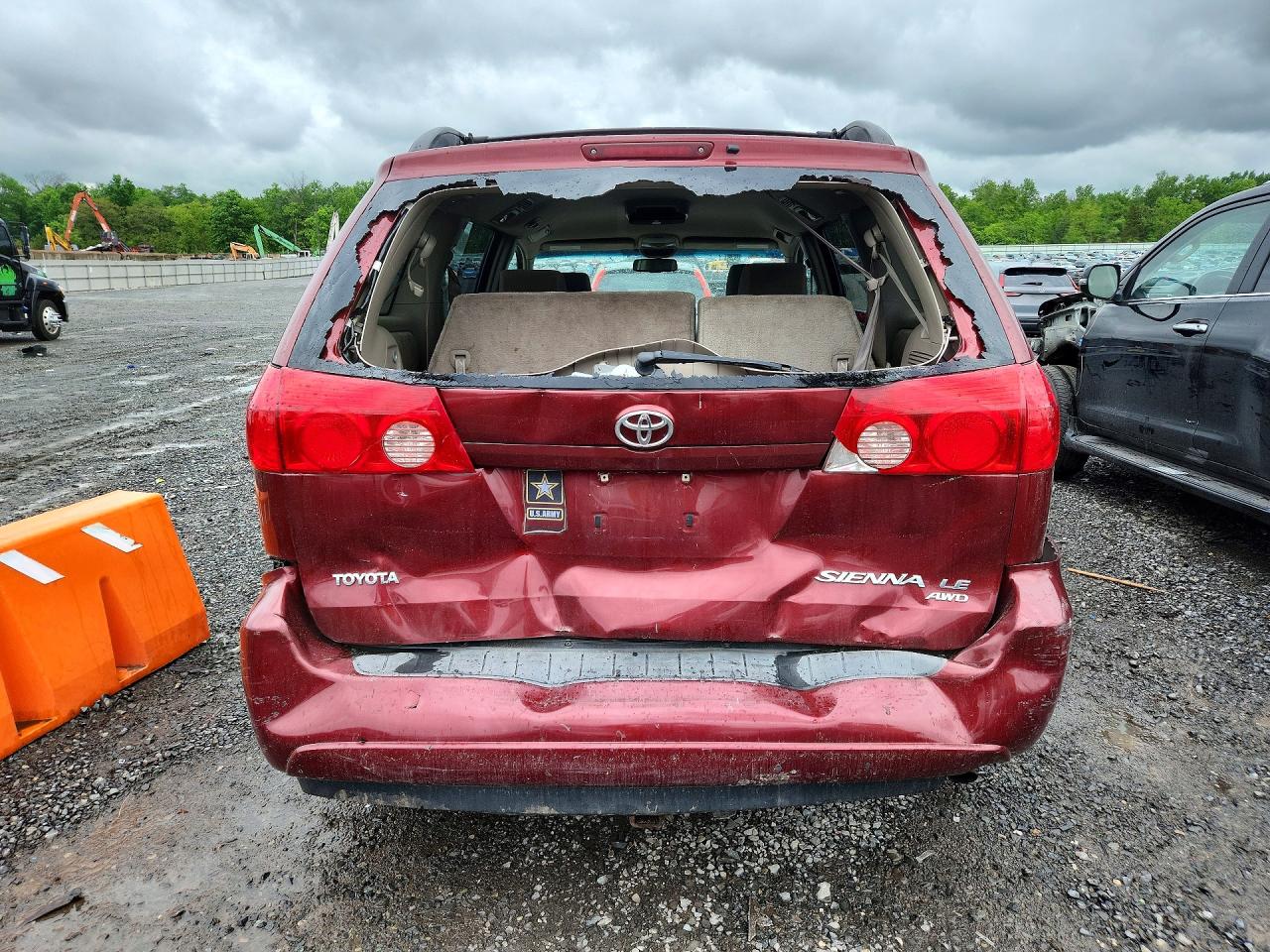 2008 Toyota Sienna Le Burgundy vin: 5TDBK23C88S020333