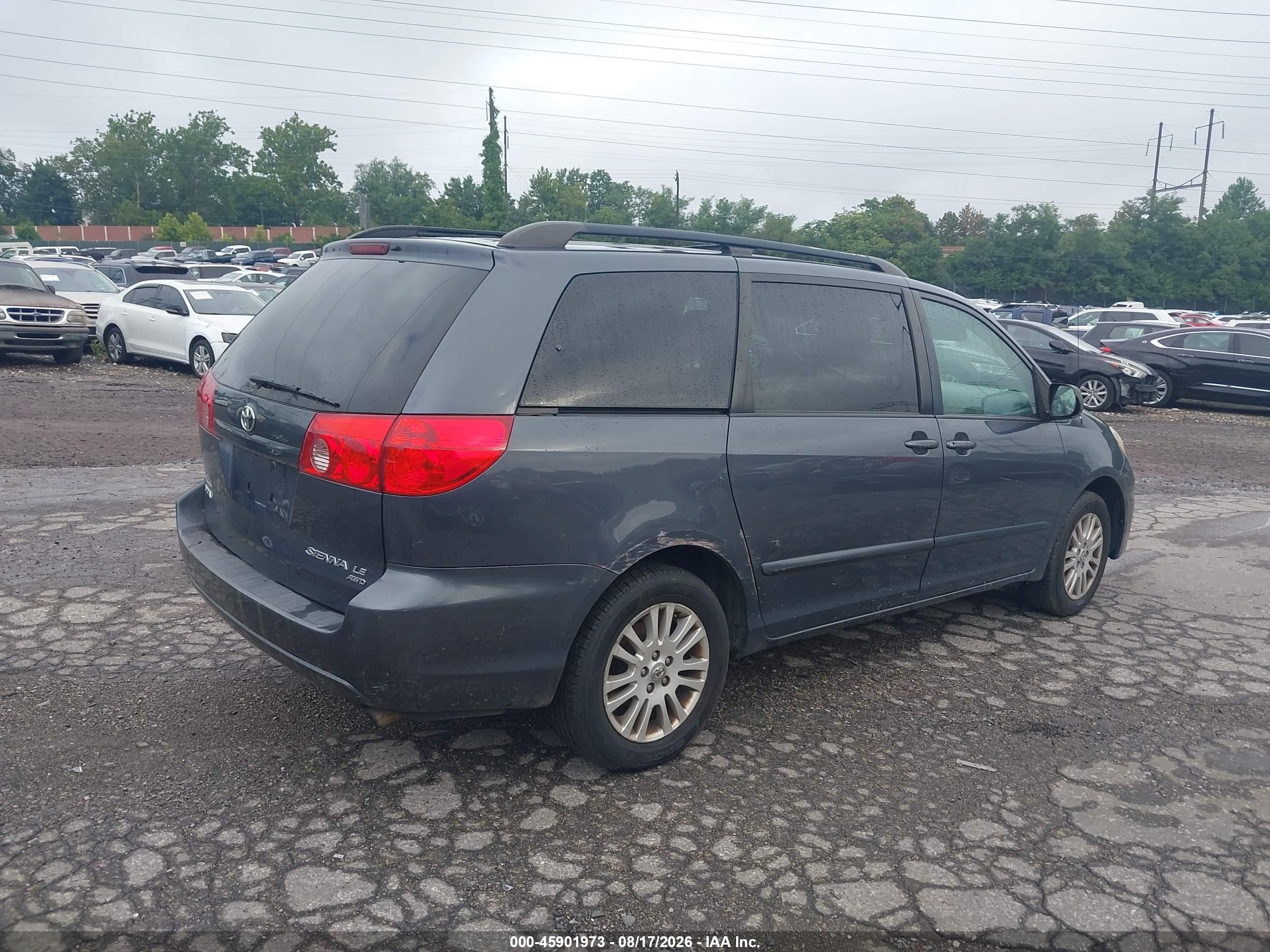 2009 Toyota Sienna Le Gray vin: 5TDBK23C89S023539