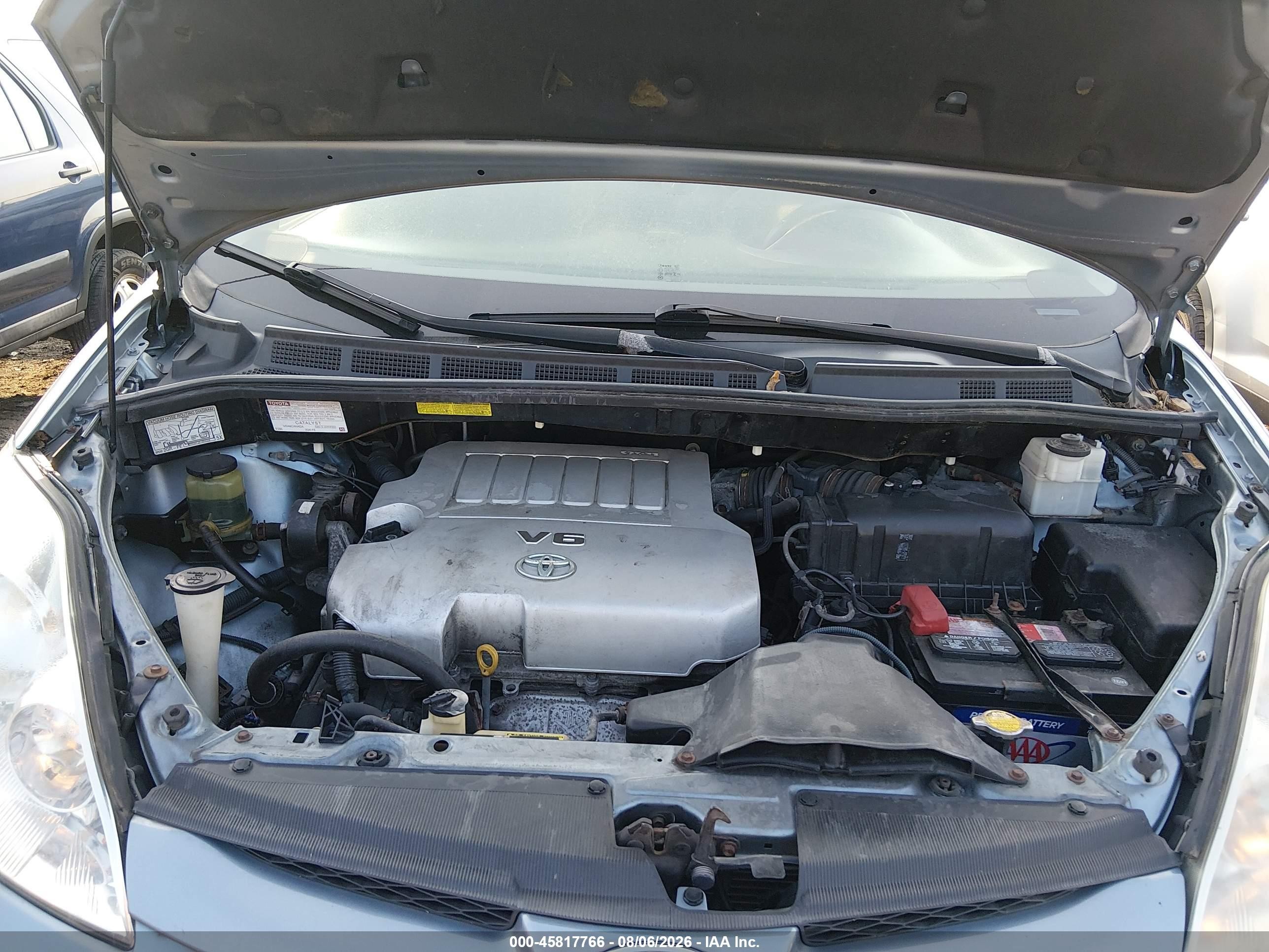 2007 Toyota Sienna Le Blue vin: 5TDBK23C97S007654