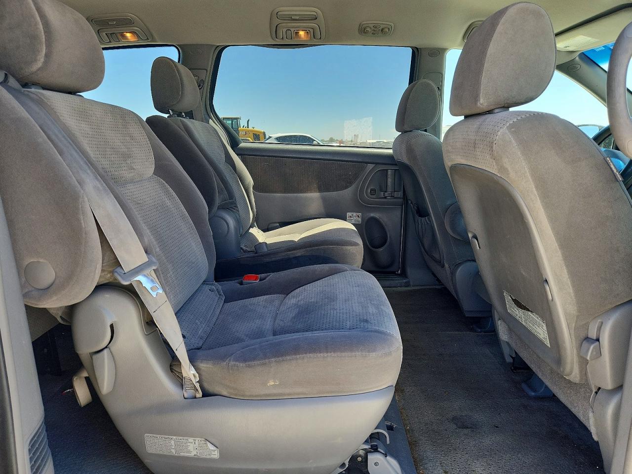 2008 Toyota Sienna Le White vin: 5TDBK23C98S012967