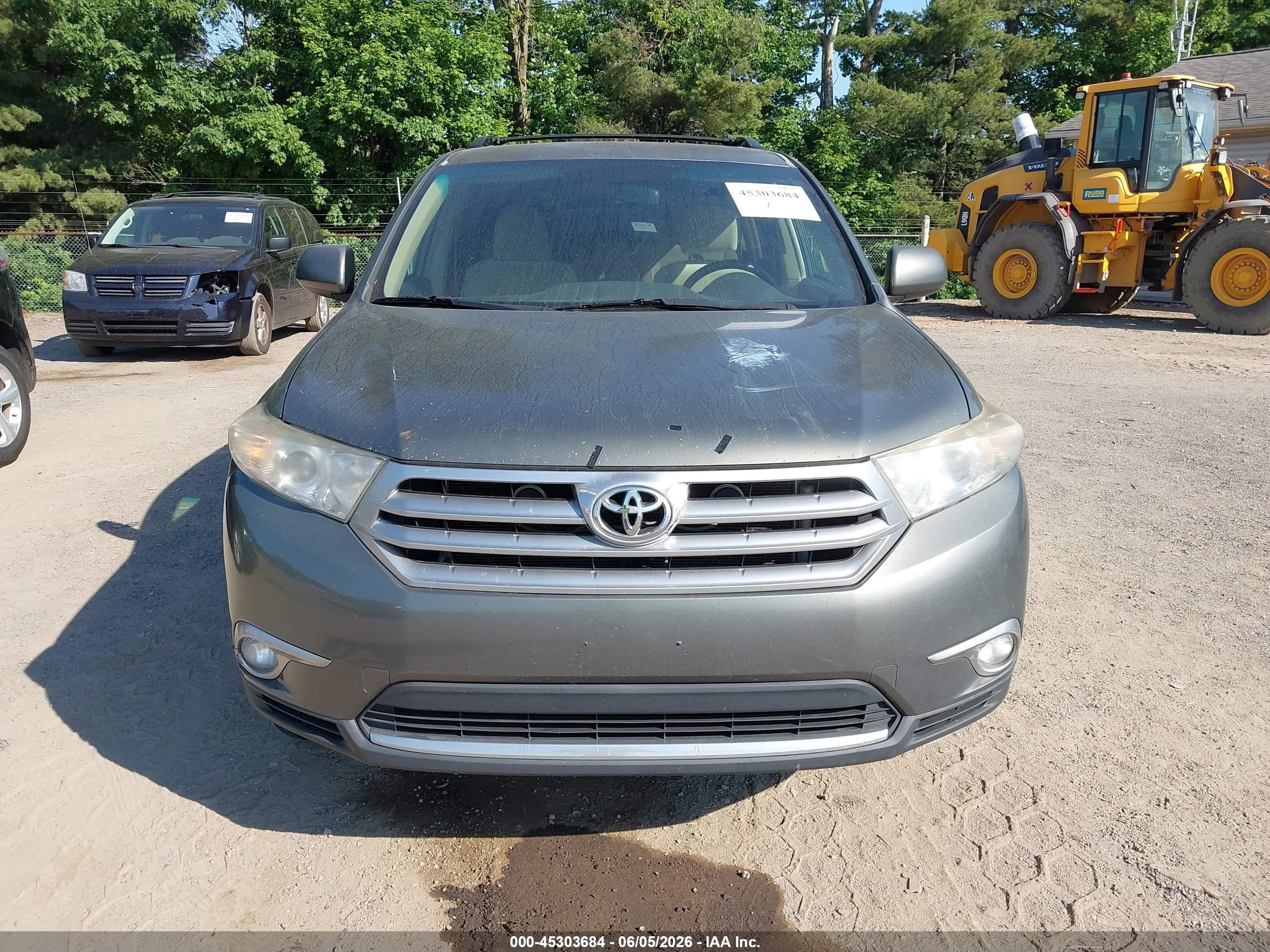 2012 Toyota Highlander Base V6 Gray vin: 5TDBK3EH0CS097589