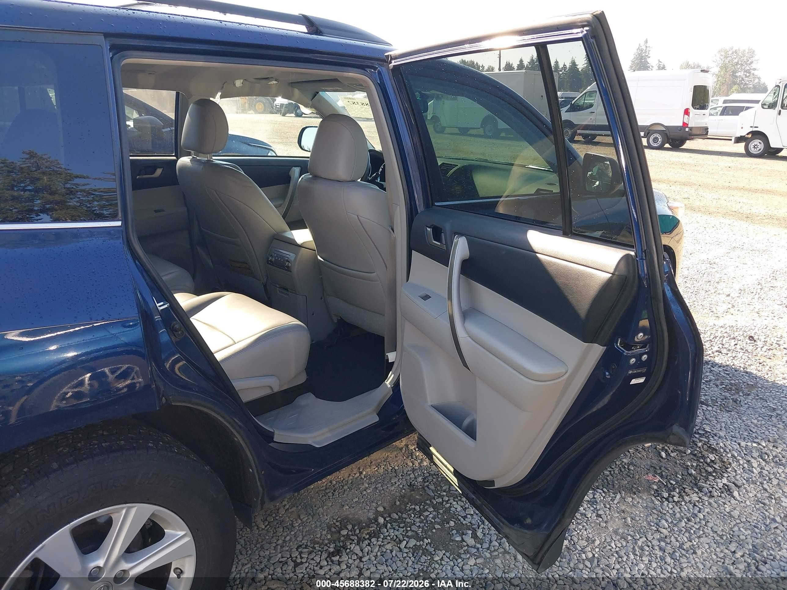 2012 Toyota Highlander Se V6 Dark Blue vin: 5TDBK3EH0CS111135