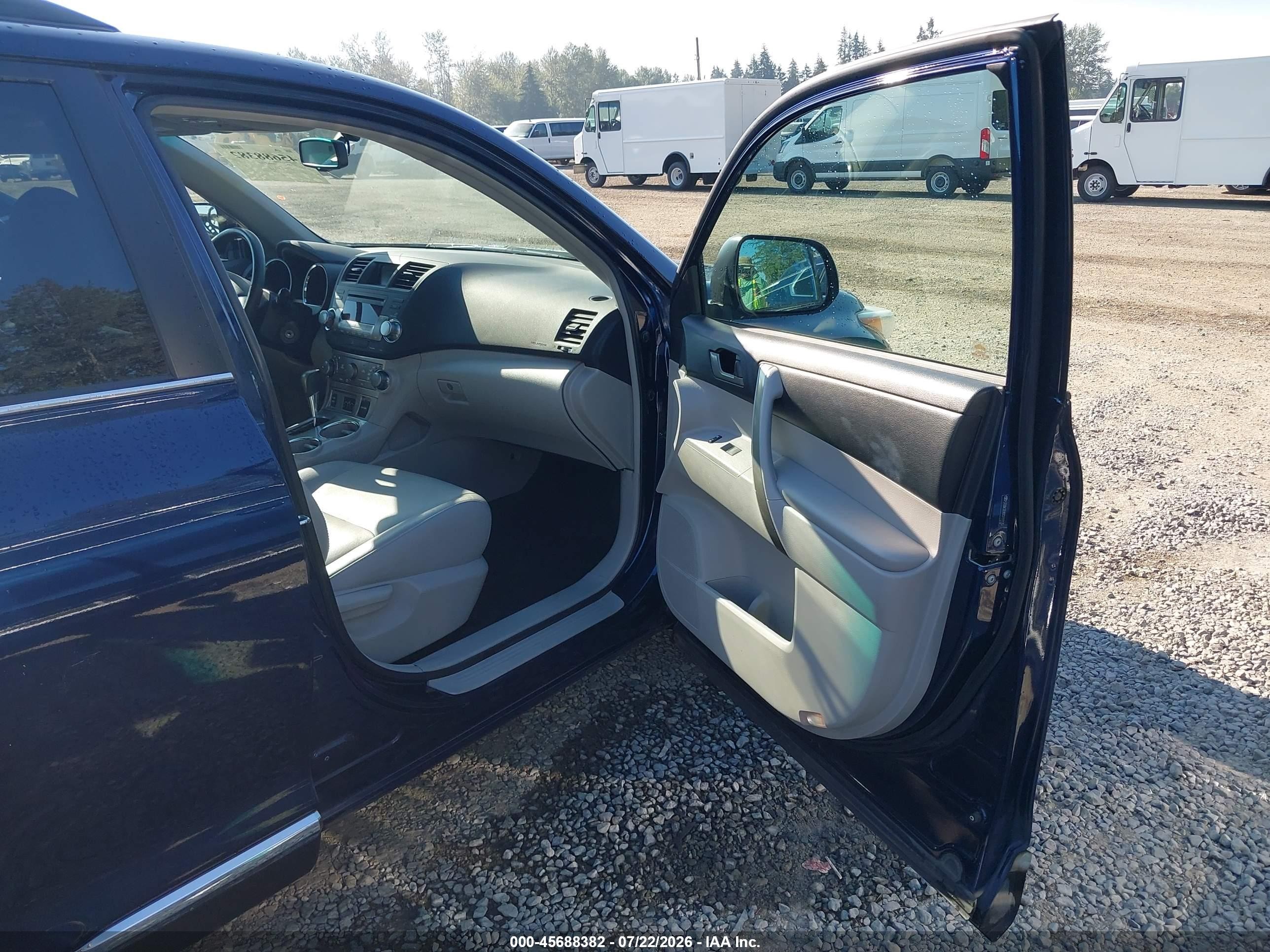 2012 Toyota Highlander Se V6 Dark Blue vin: 5TDBK3EH0CS111135