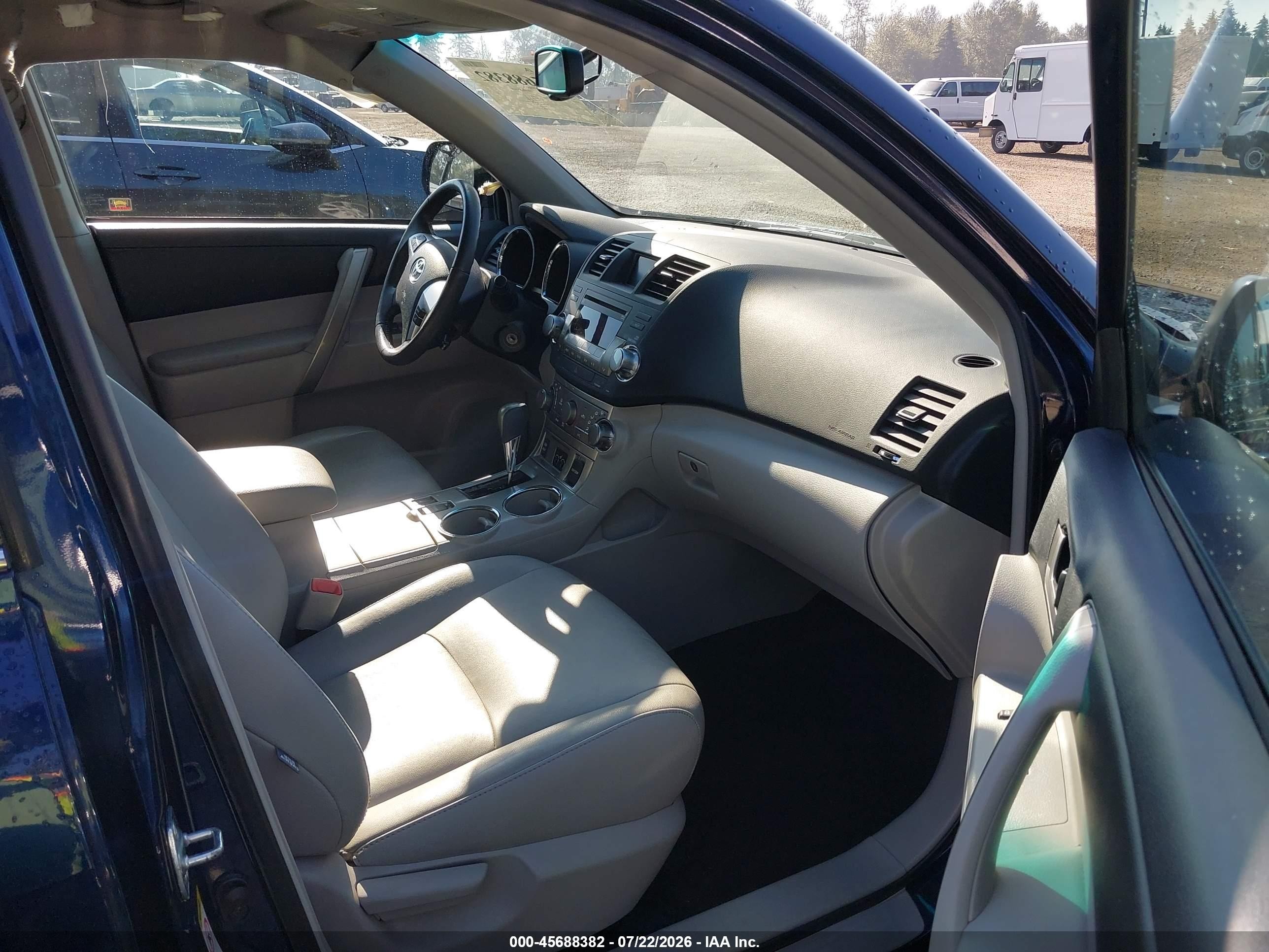 2012 Toyota Highlander Se V6 Dark Blue vin: 5TDBK3EH0CS111135
