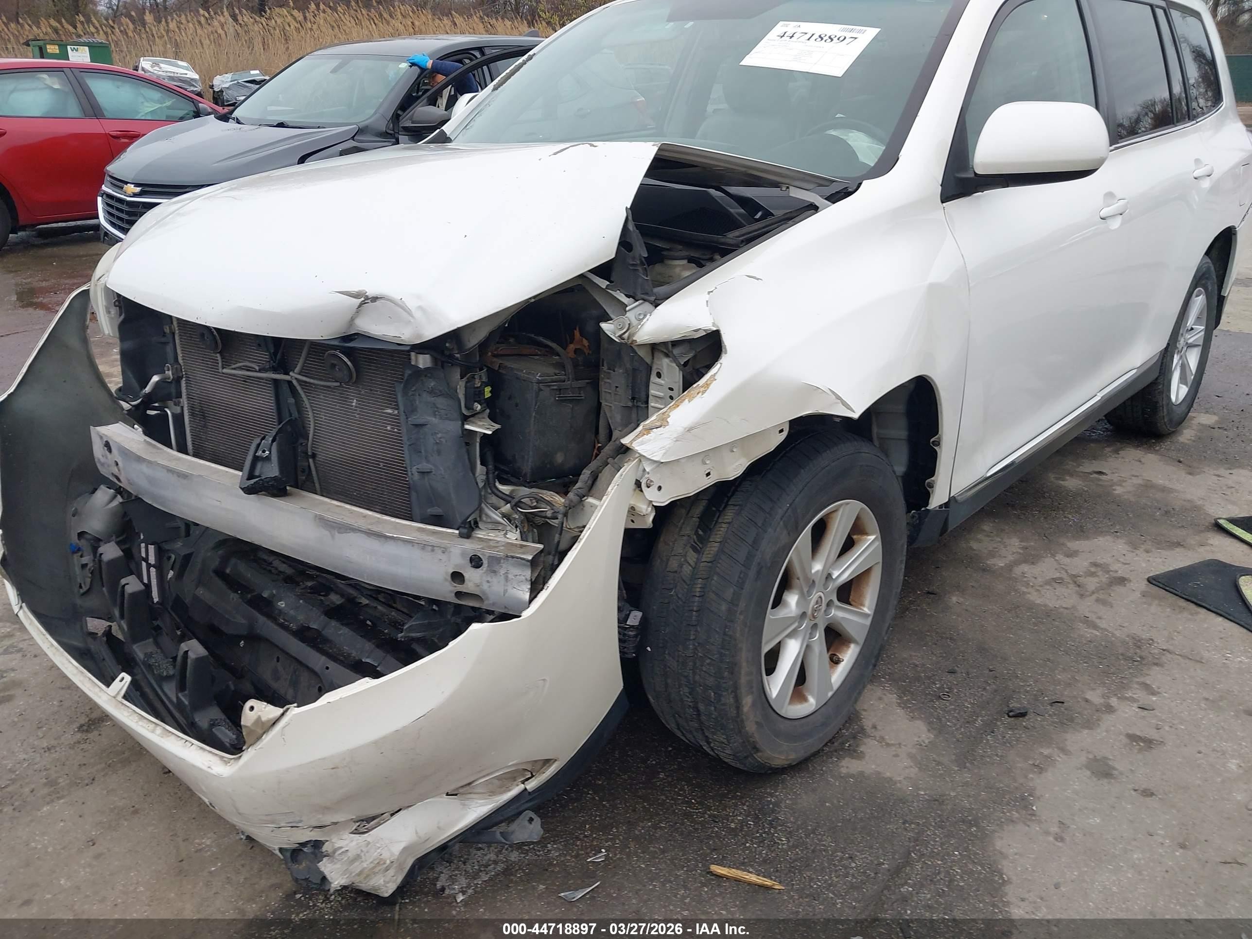 2012 Toyota Highlander Se V6 White vin: 5TDBK3EH0CS118697